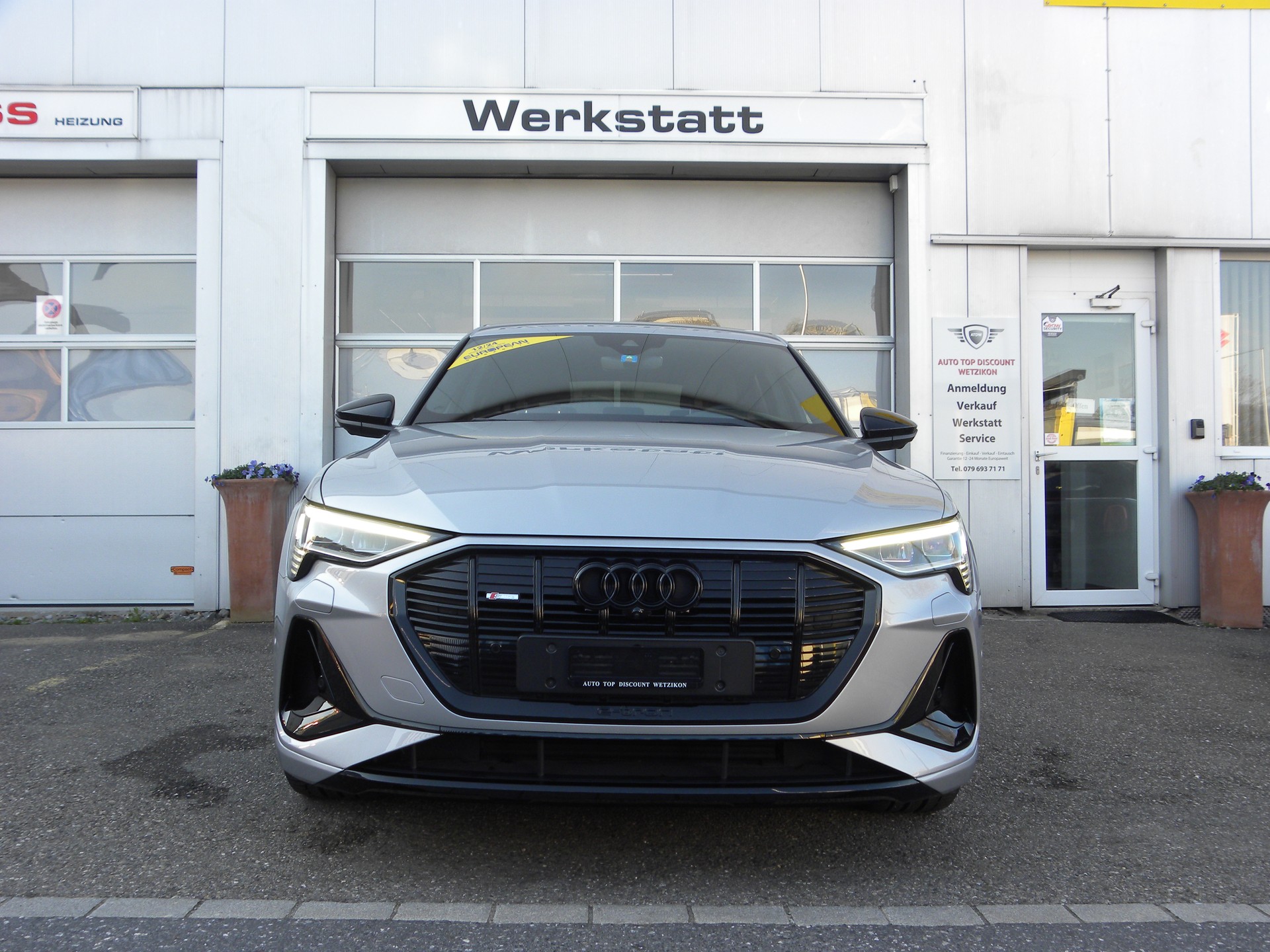 AUDI e-tron 55 Sportback S Line Black Edition quattro-image-0