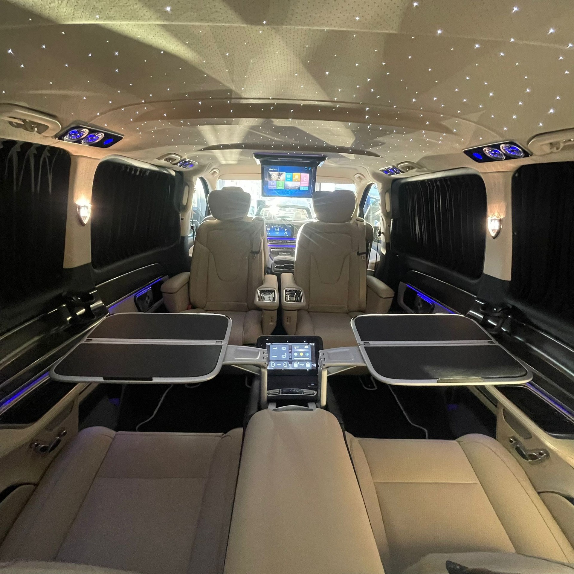 MERCEDES-BENZ V 300 d Extra-Lang 4matic Exclusive FALCON ZERNEZ V.I.P-image-1