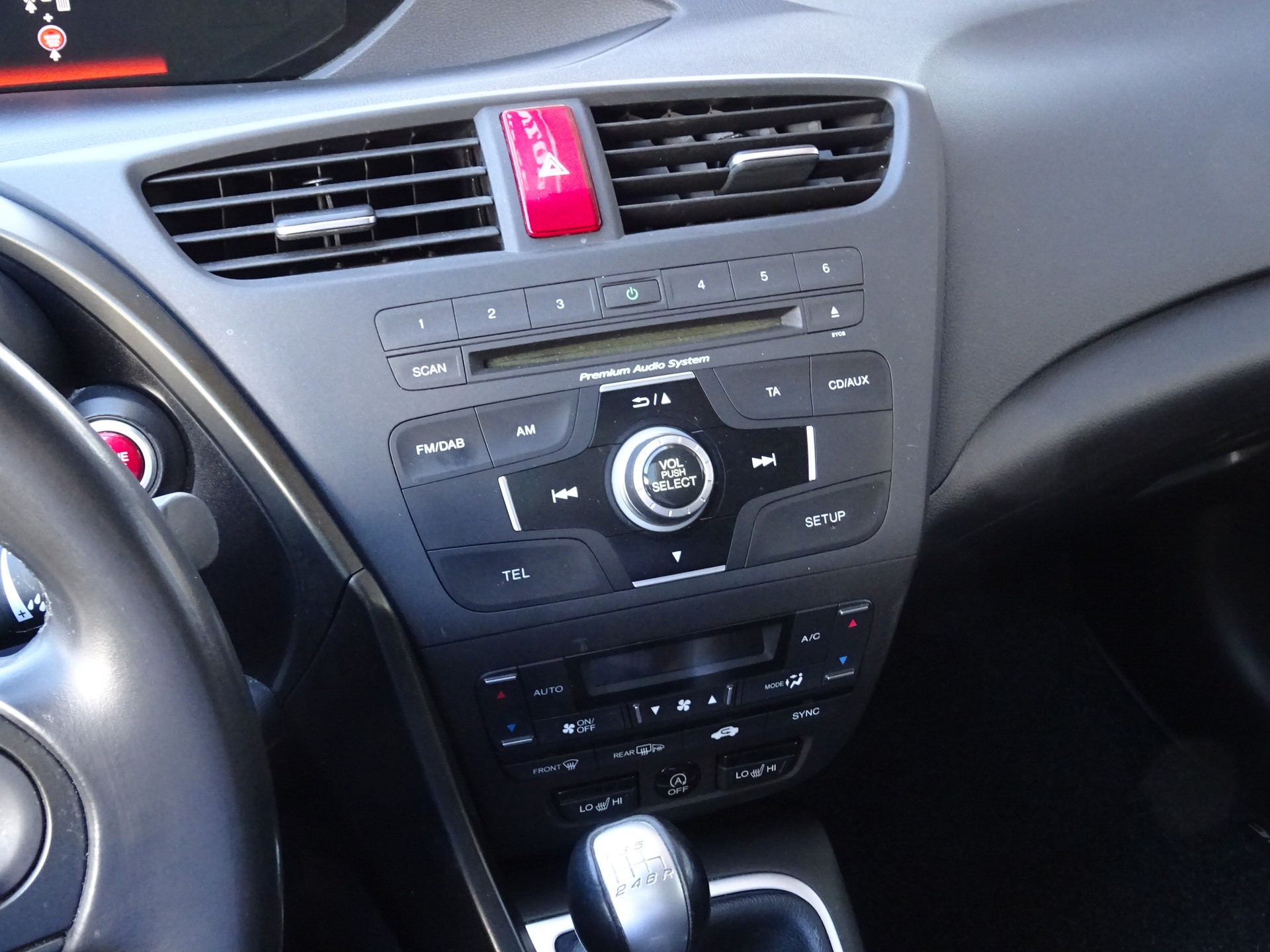 HONDA Civic 2.2i-DTEC Executive-image-6