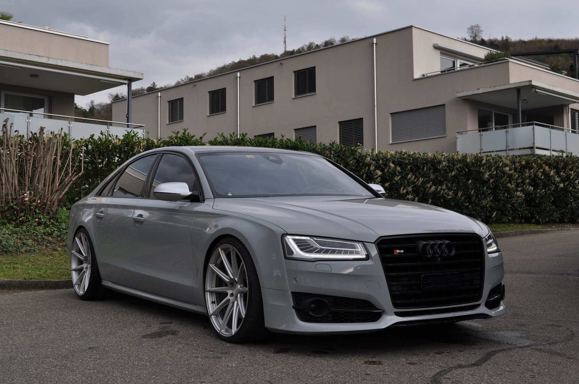 AUDI S8 4.0 TFSI V8 quattro tiptronic