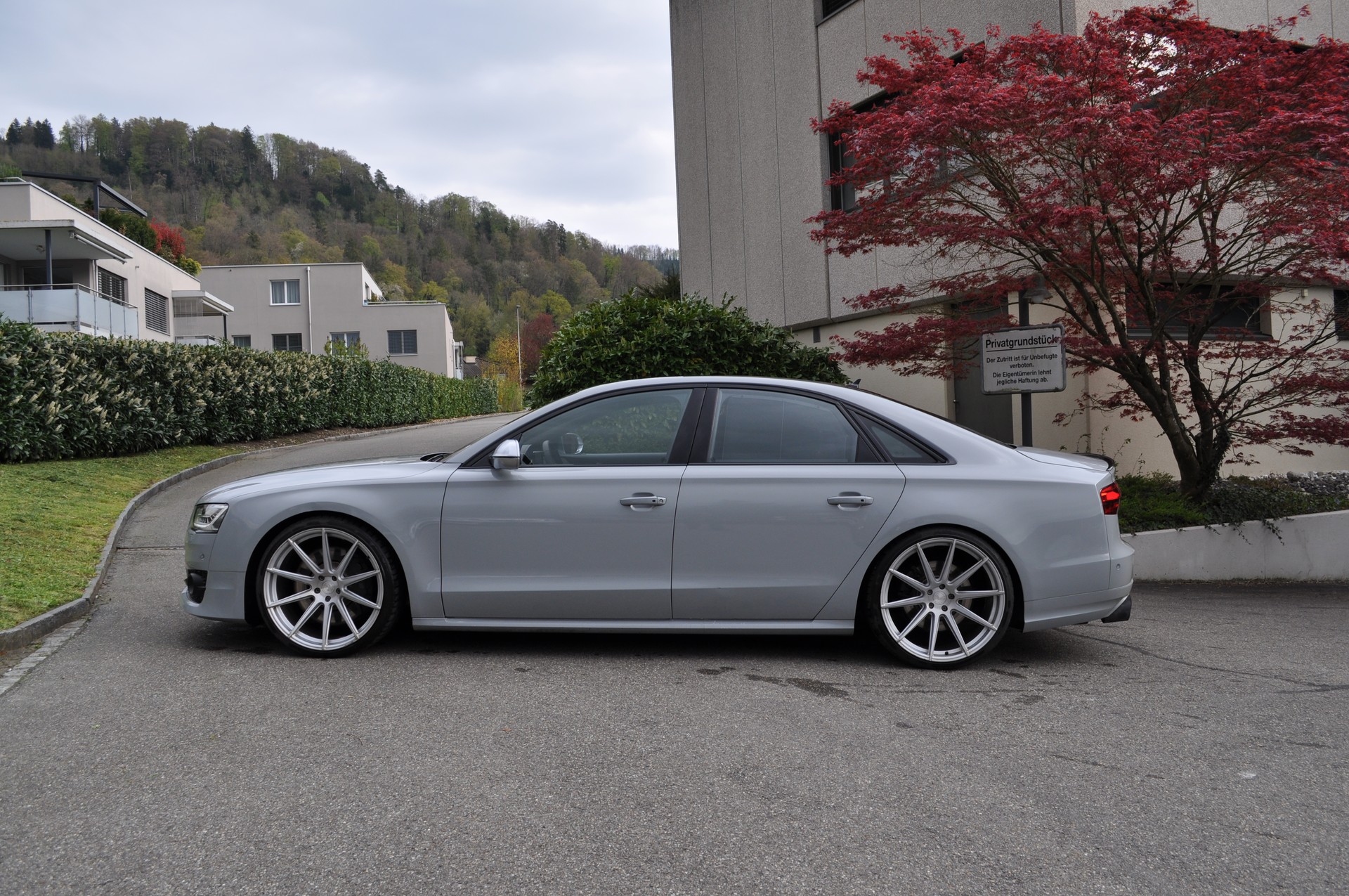 AUDI S8 4.0 TFSI V8 quattro tiptronic-image-5