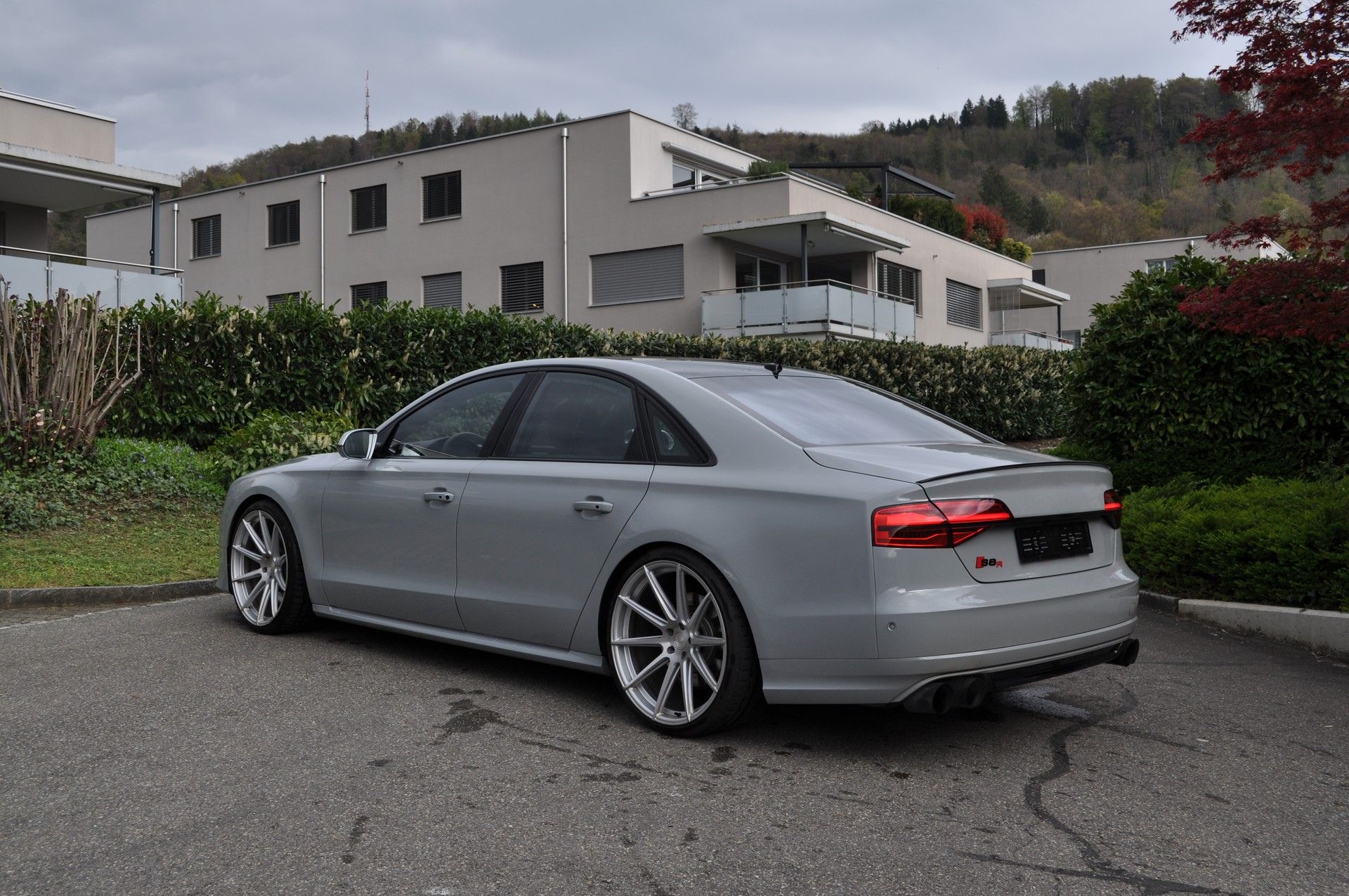AUDI S8 4.0 TFSI V8 quattro tiptronic-image-4