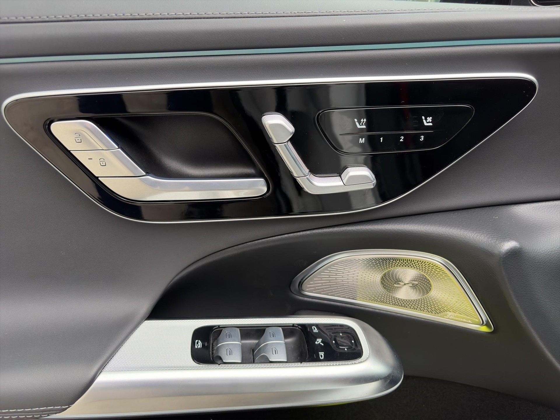 MERCEDES-BENZ E 53 Hybrid AMG 4matic+ Kombi-image-10