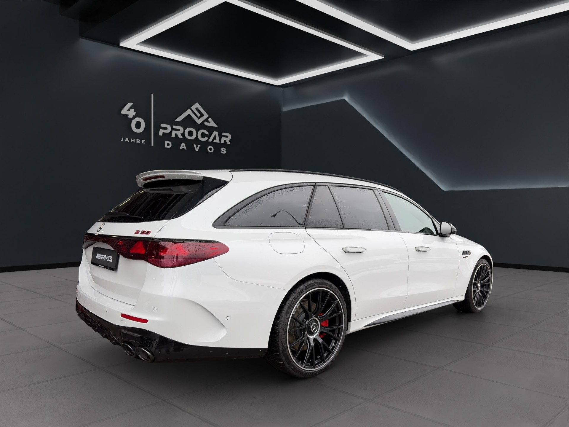 MERCEDES-BENZ E 53 Hybrid AMG 4matic+ Kombi-image-4