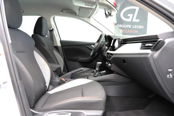 SKODA Kamiq 1.0 TSI Dynamic-image-8
