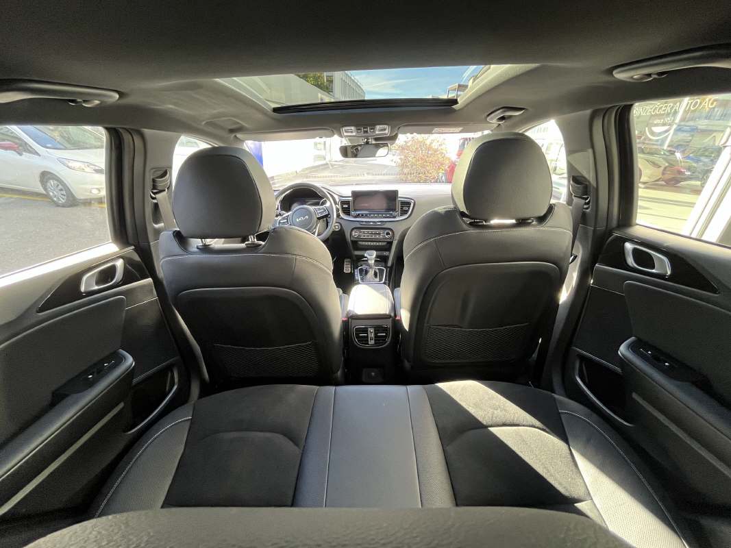 KIA XCeed 1.5 T-GDi MHEV GT-Line-image-5
