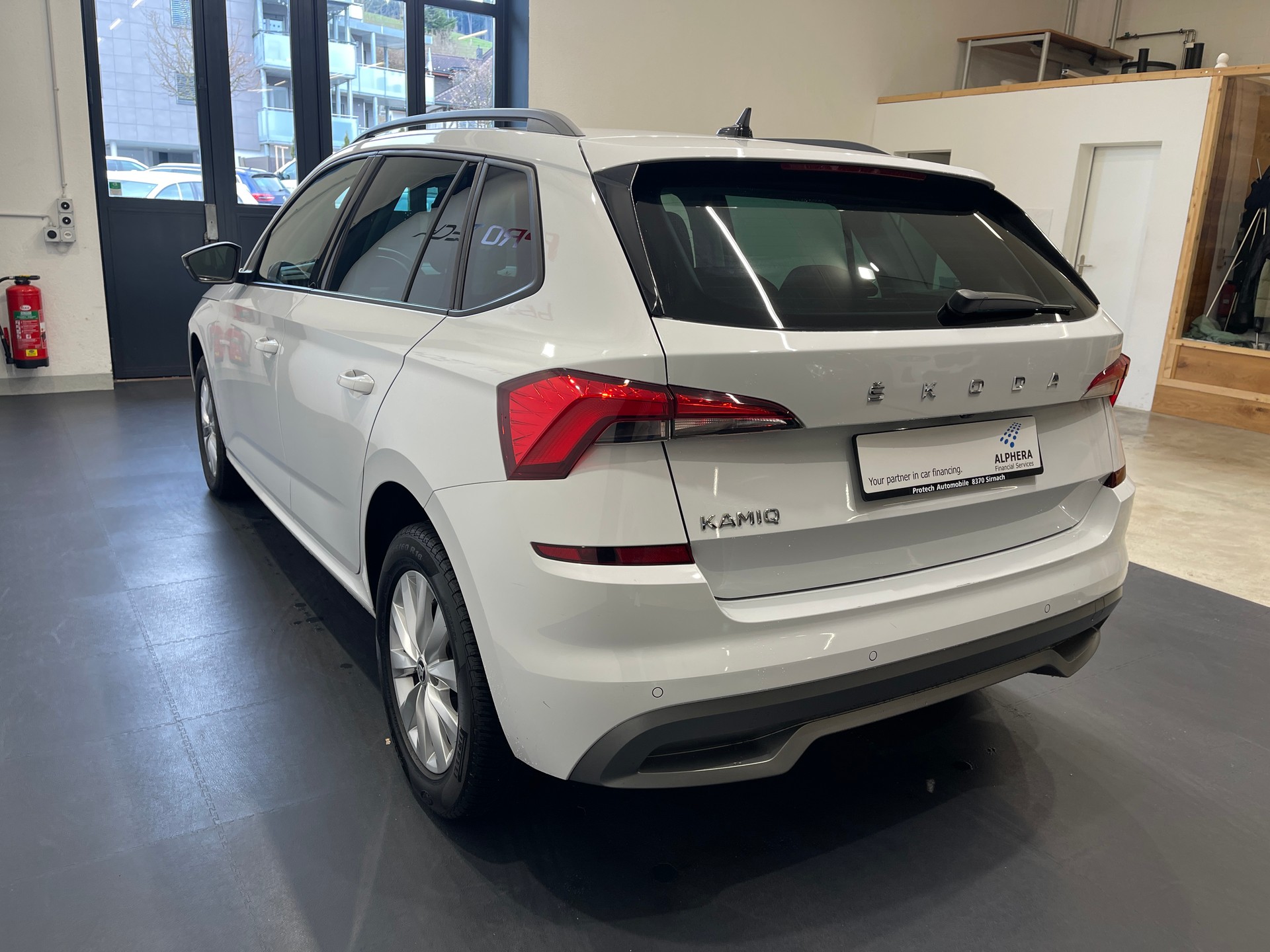 SKODA Kamiq 1.0 TSI Style DSG-image-7