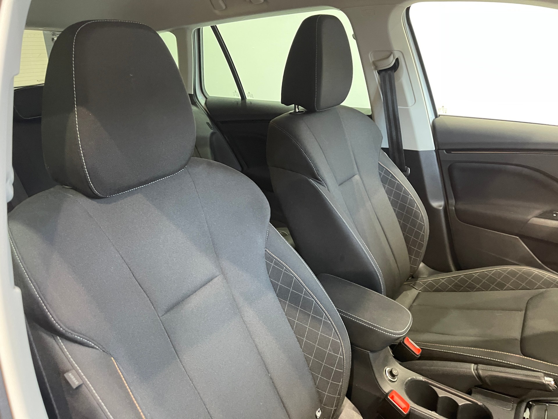 SKODA Kamiq 1.0 TSI Style DSG-image-13
