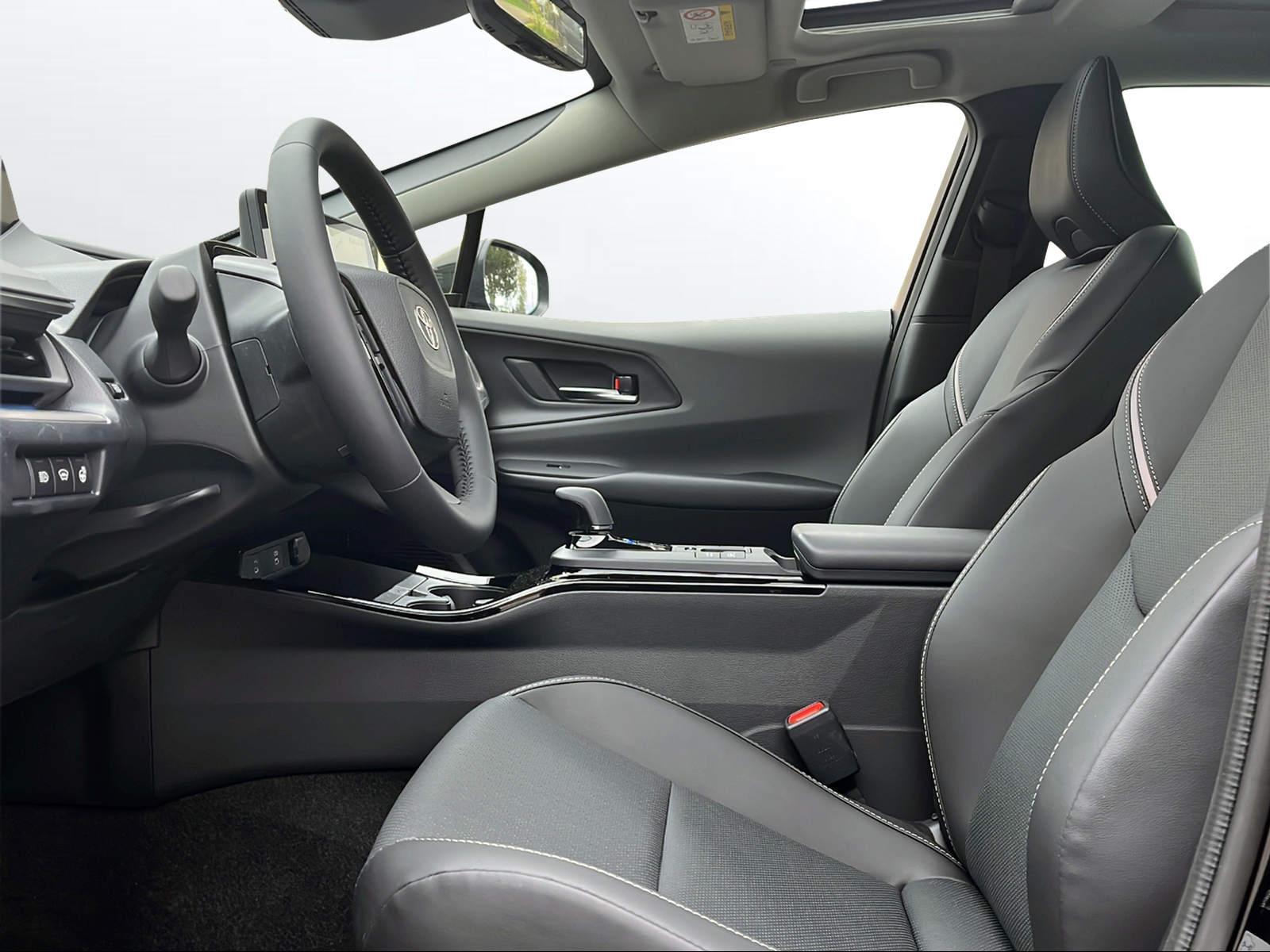 TOYOTA Prius 2,0 VVT-i Plug-in Hybrid Premium-image-3