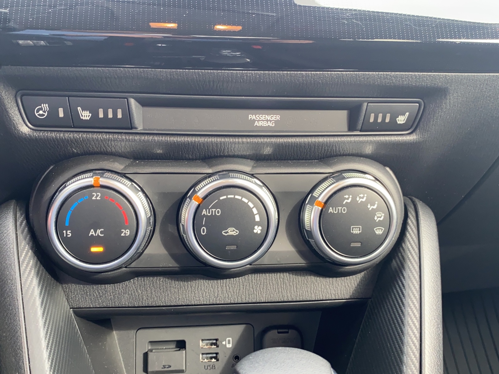 Image MAZDA 2 2 SKYACTIV-G 90 Homura Automat