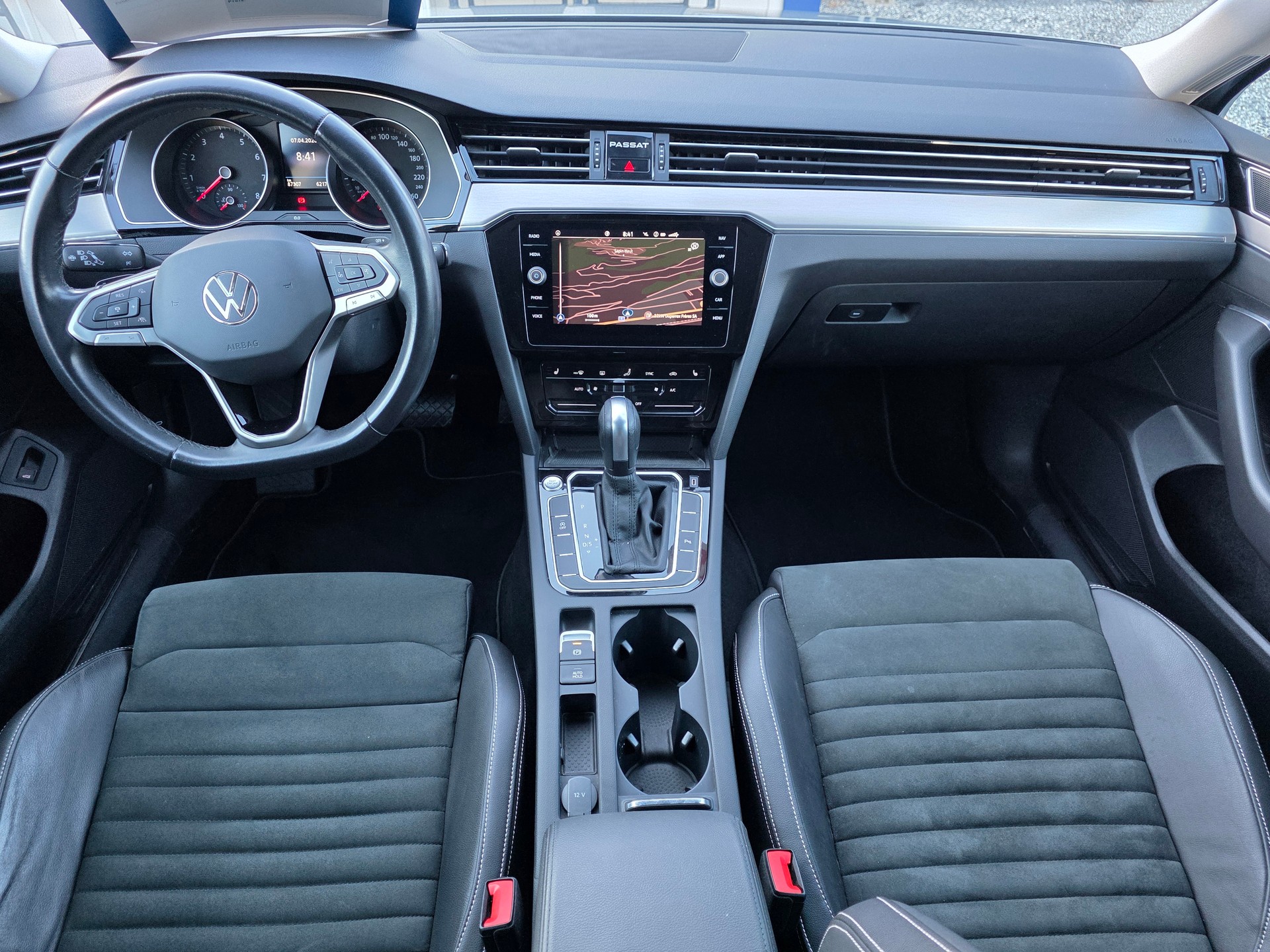 VW Passat Variant 1.5 TSI EVO Business DSG-image-6