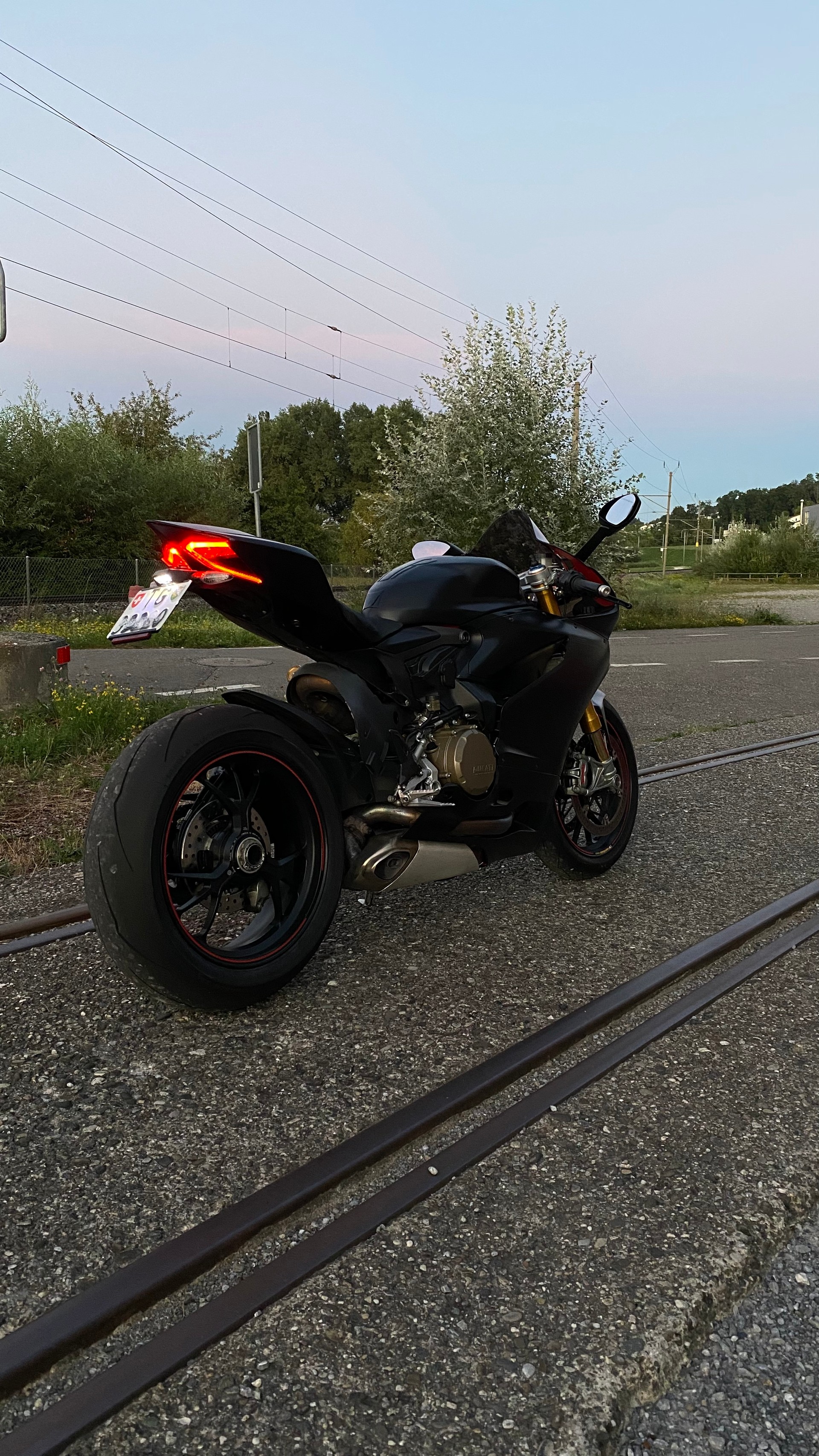 DUCATI 1199 S-image-2