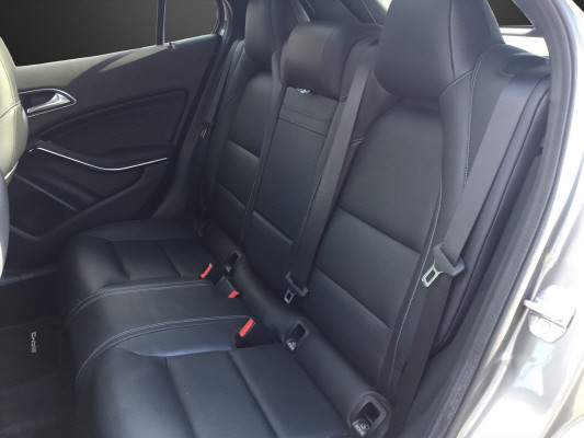 MERCEDES-BENZ GLA 45 AMG 4Matic-image-9
