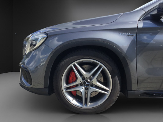 MERCEDES-BENZ GLA 45 AMG 4Matic-image-11