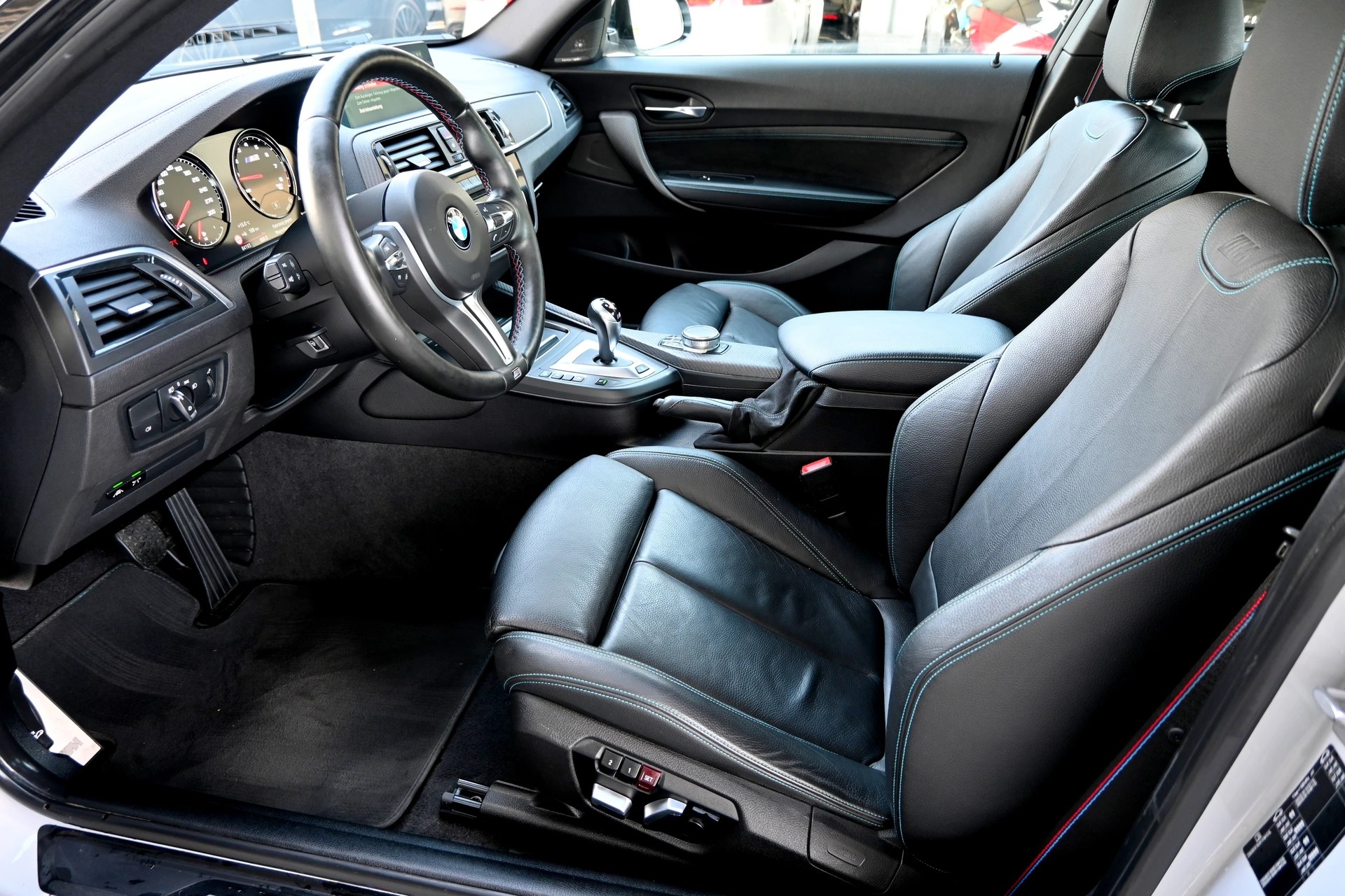 BMW M2 Competition Drivelogic 410PS (CH Auto)-image-10