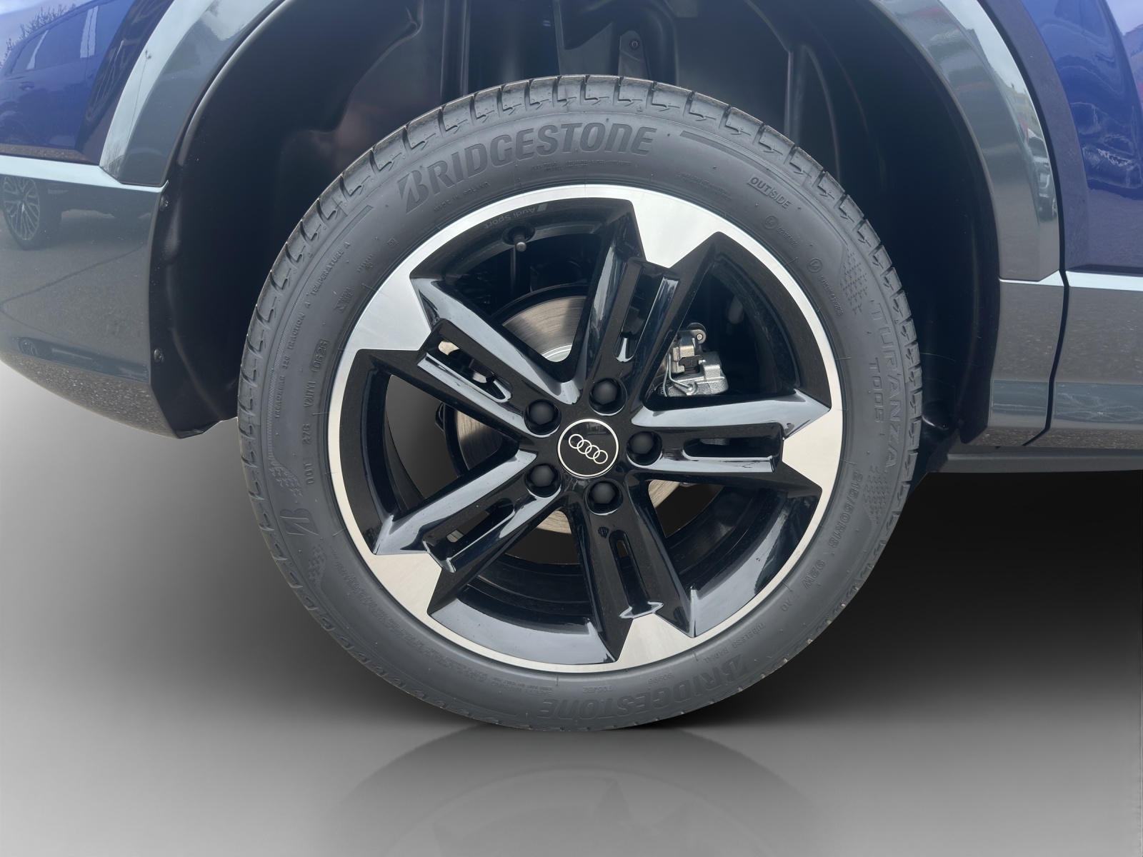 AUDI Q2 40 TFSI advanced quattro S-tronic-image-13