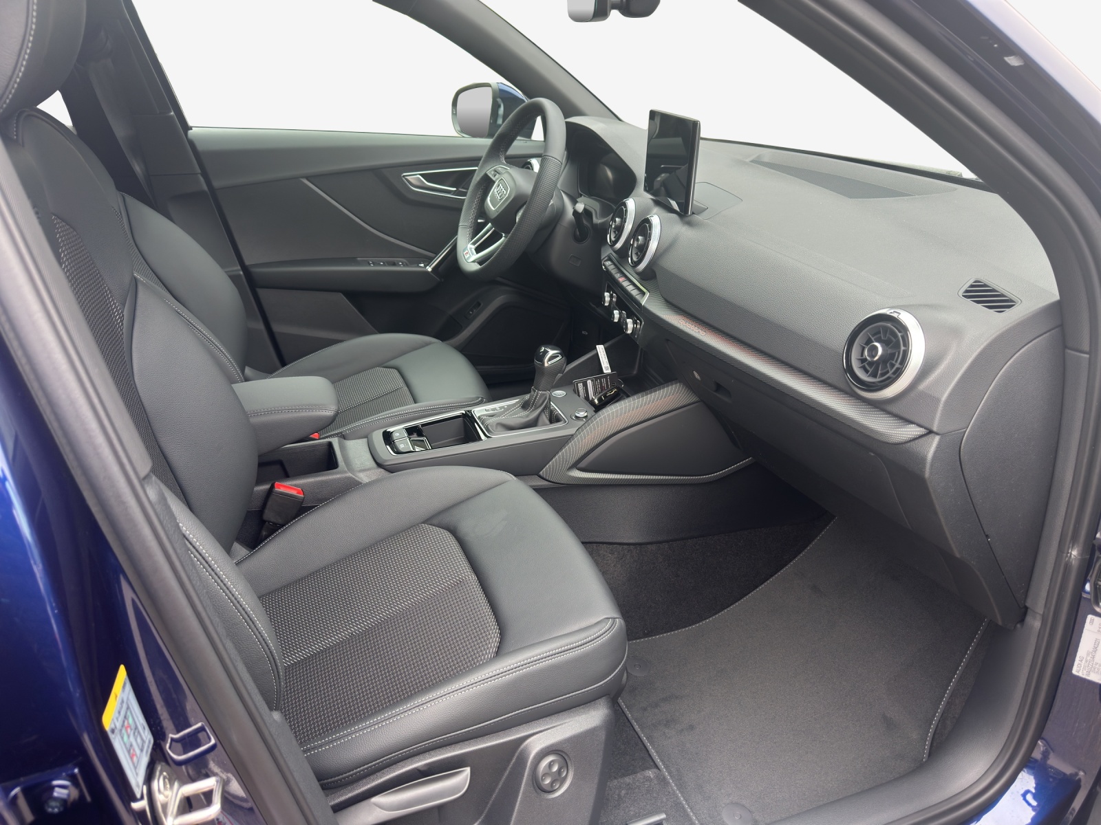 AUDI Q2 40 TFSI advanced quattro S-tronic-image-14