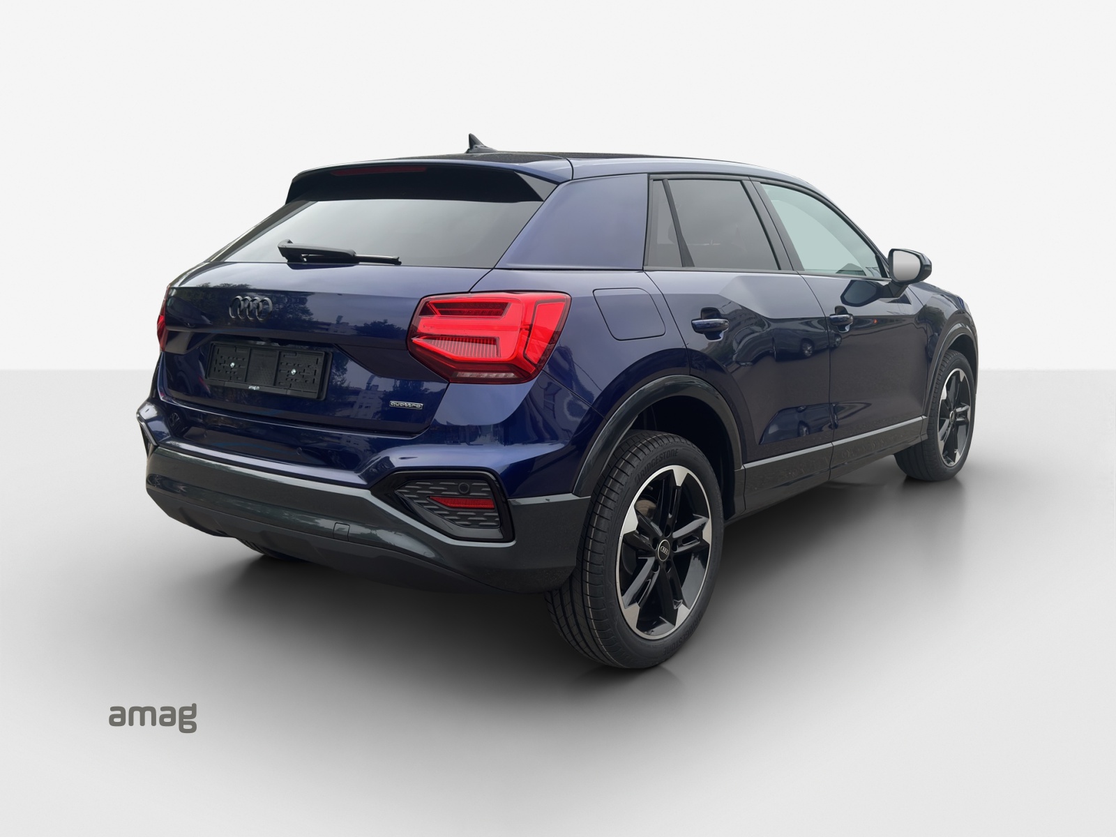 AUDI Q2 40 TFSI advanced quattro S-tronic-image-4