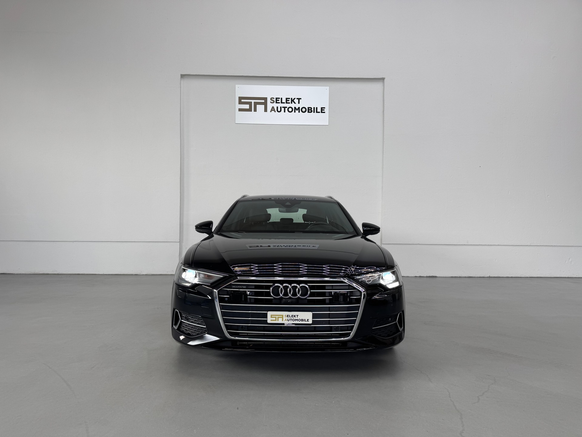 AUDI A6 Avant 45 TDI Sport quattro tiptronic | S-Line-showroom-element-2
