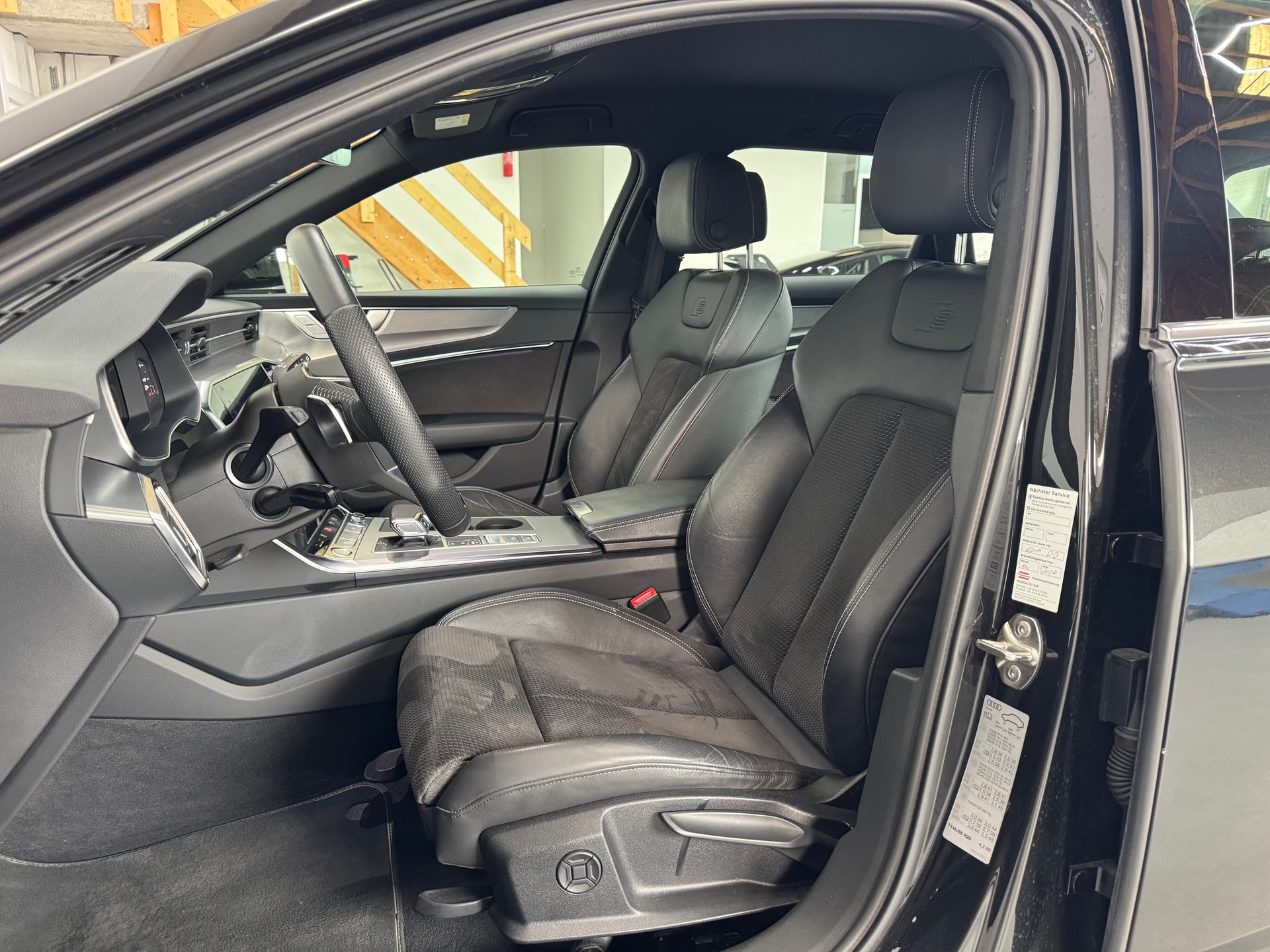 AUDI A6 Avant 45 TDI Sport quattro tiptronic | S-Line-image-9