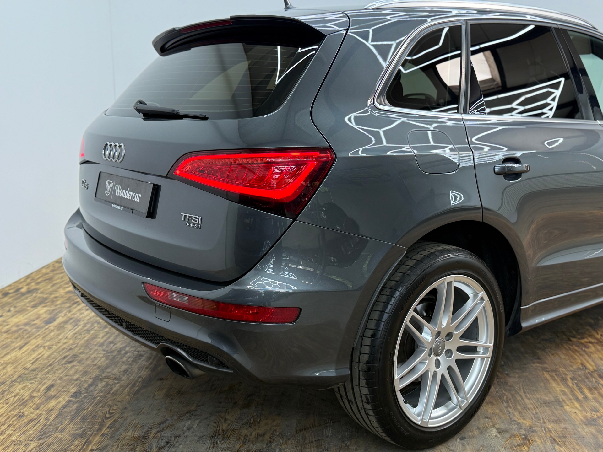 AUDI Q5 2.0 TFSI S-Line quattro tiptronic-image-13