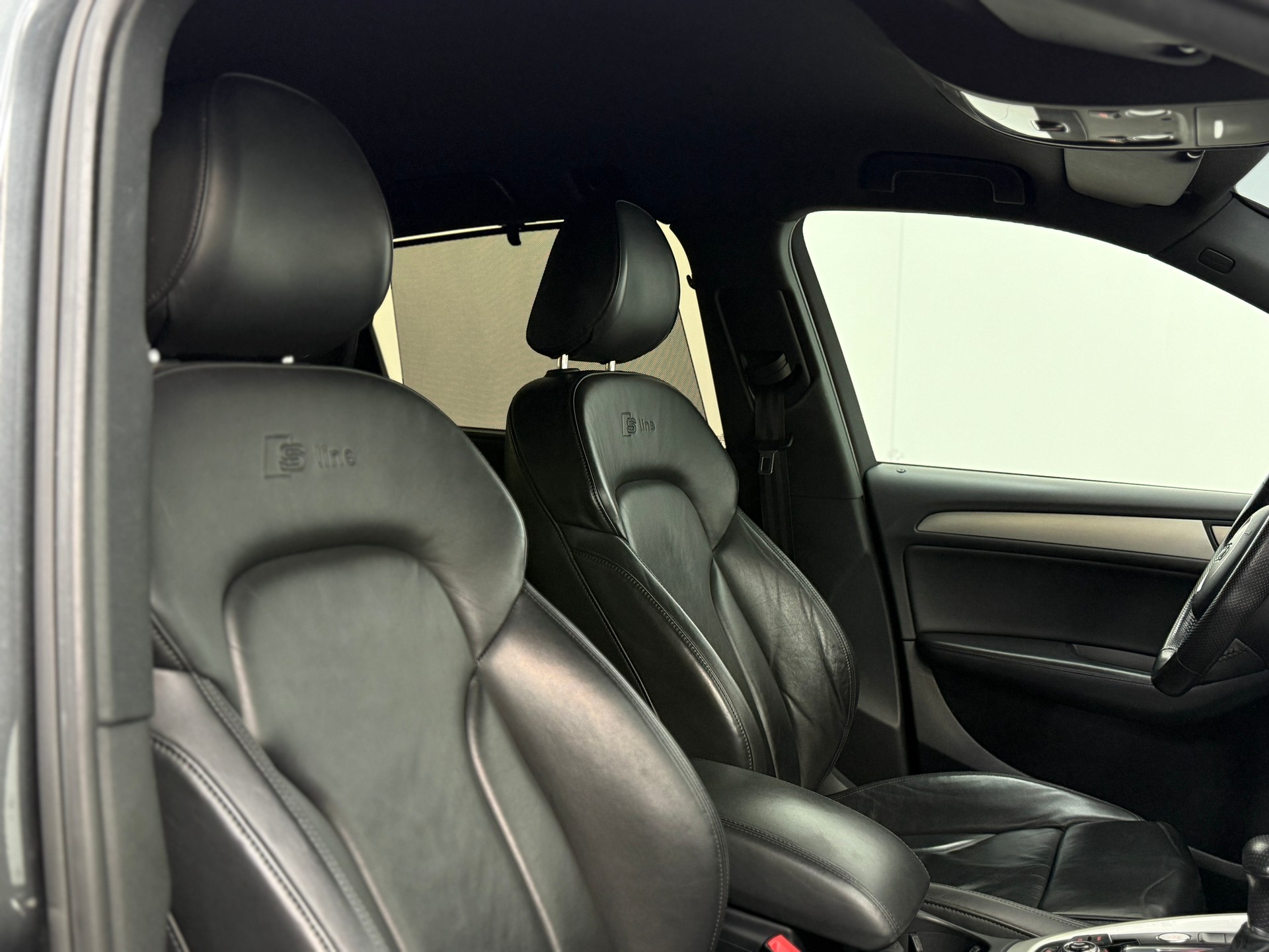 AUDI Q5 2.0 TFSI S-Line quattro tiptronic-image-21