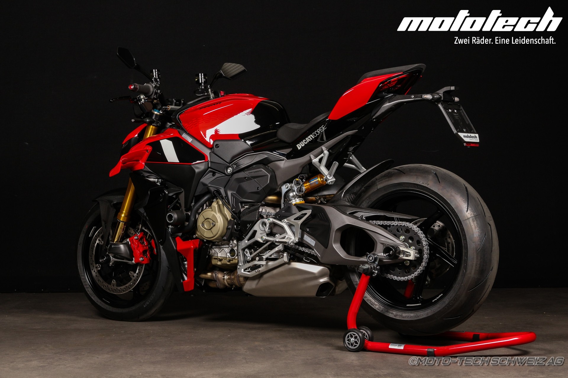 DUCATI Streetfighter V4 S Corse-showroom-element-2