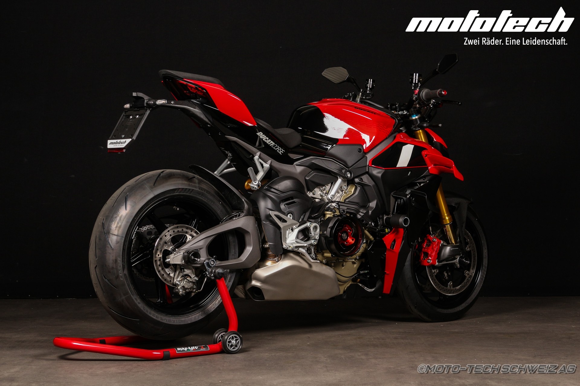 DUCATI Streetfighter V4 S Corse-showroom-element-1
