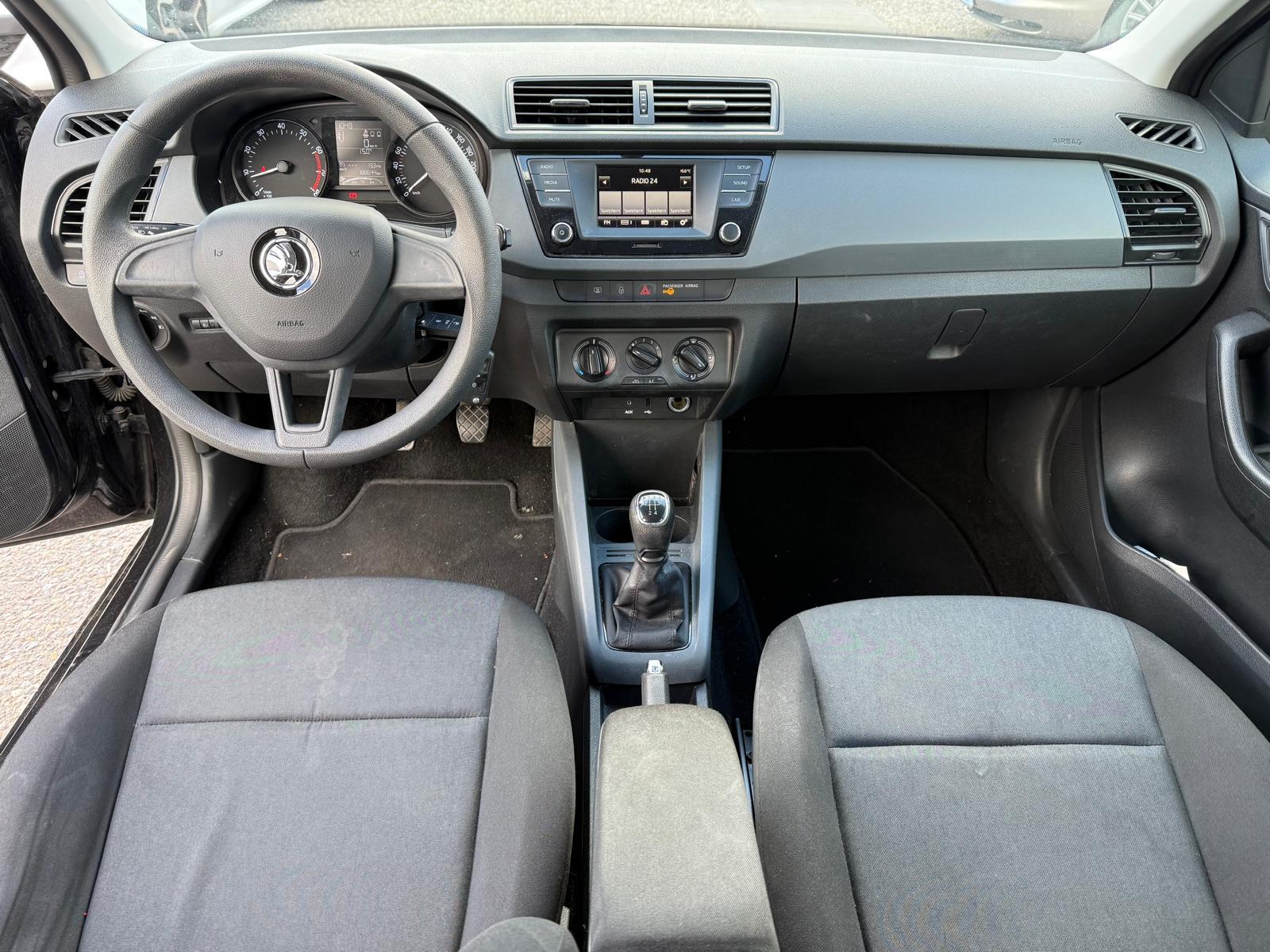 SKODA Fabia 1.2 TSI Ambition-image-9