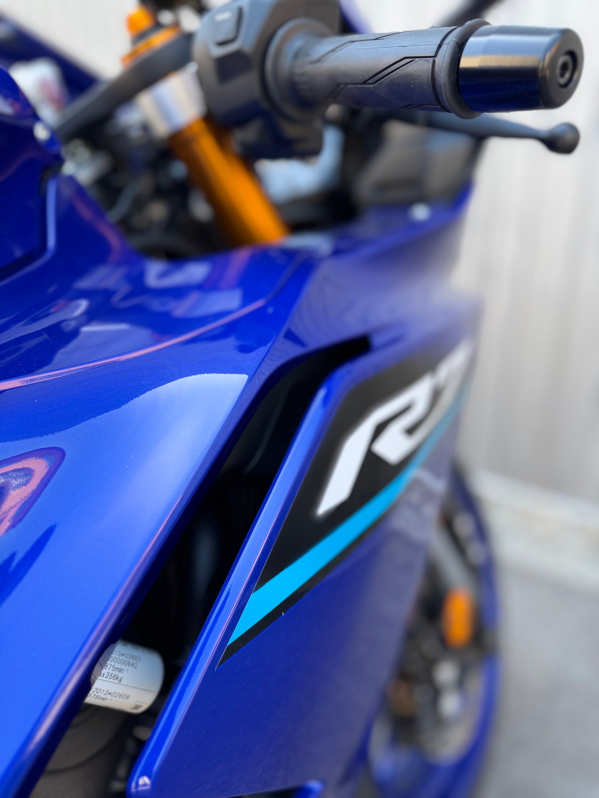 YAMAHA R7-image-5