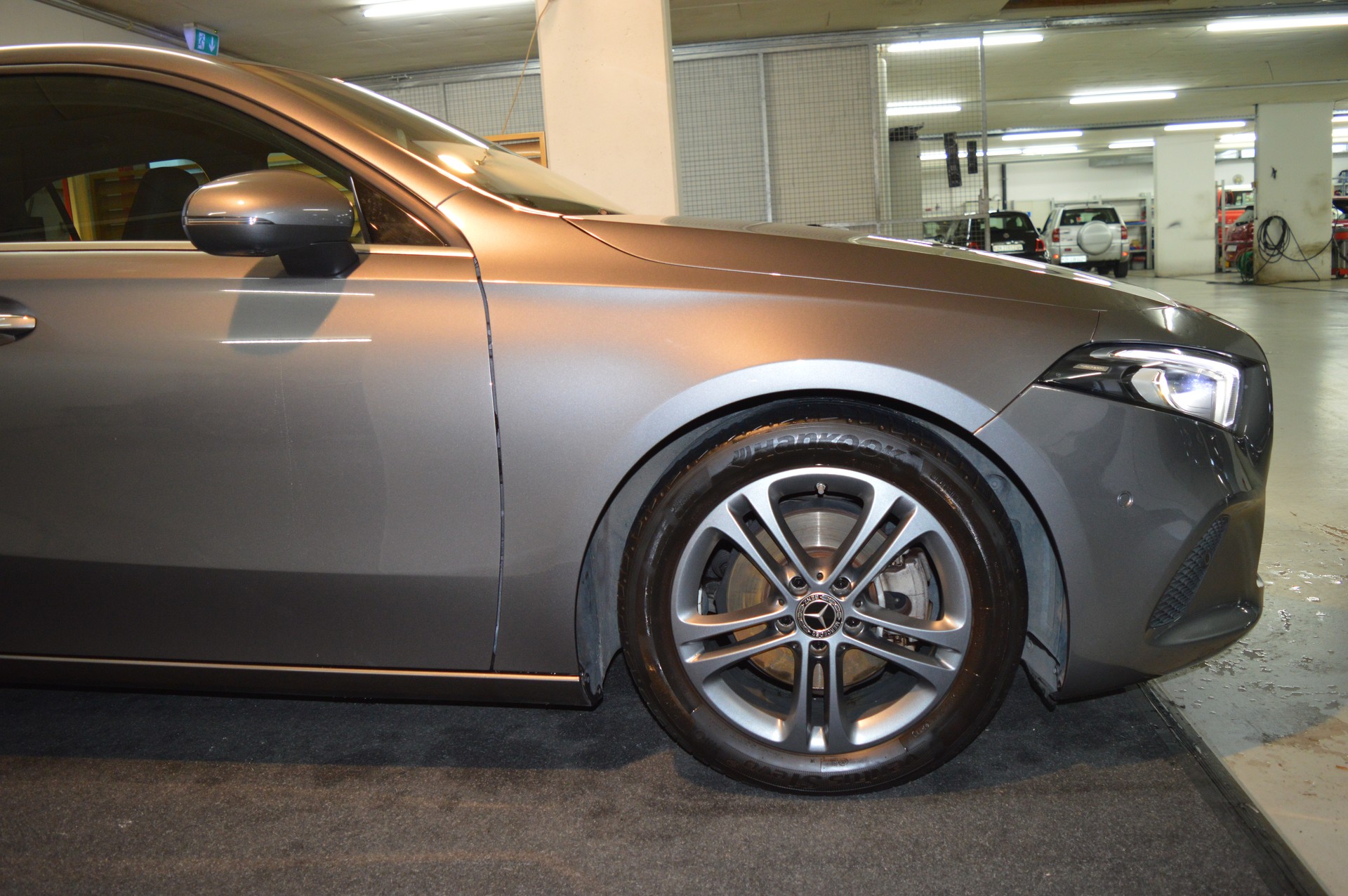 MERCEDES-BENZ A 200 Style 7G-DCT-image-12