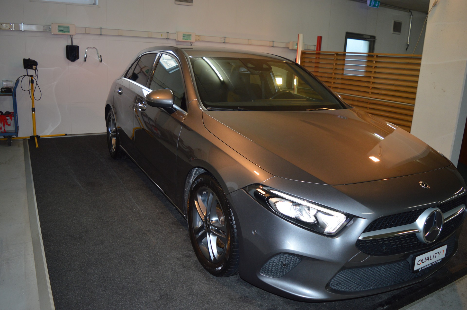 MERCEDES-BENZ A 200 Style 7G-DCT-image-1