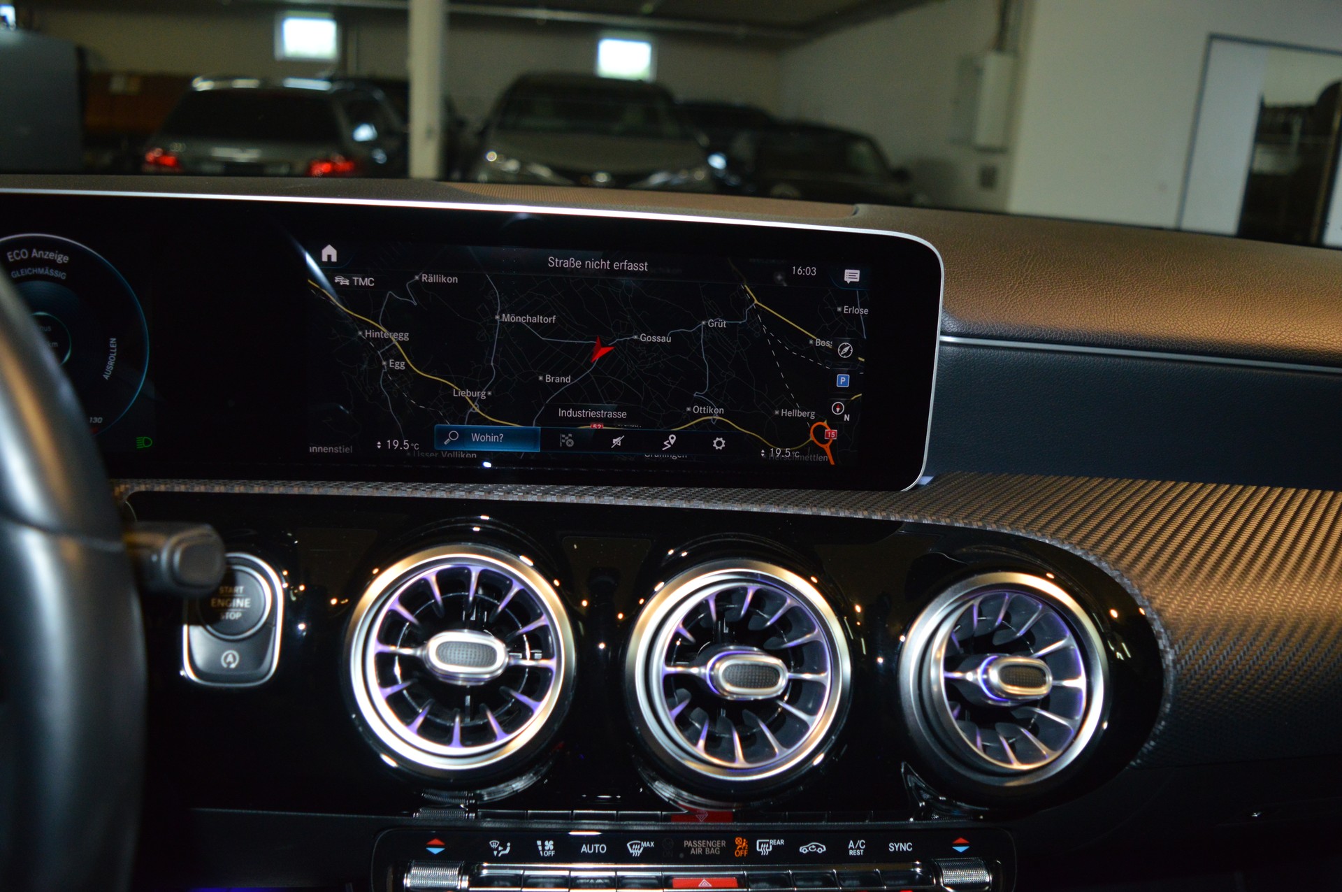 MERCEDES-BENZ A 200 Style 7G-DCT-image-21