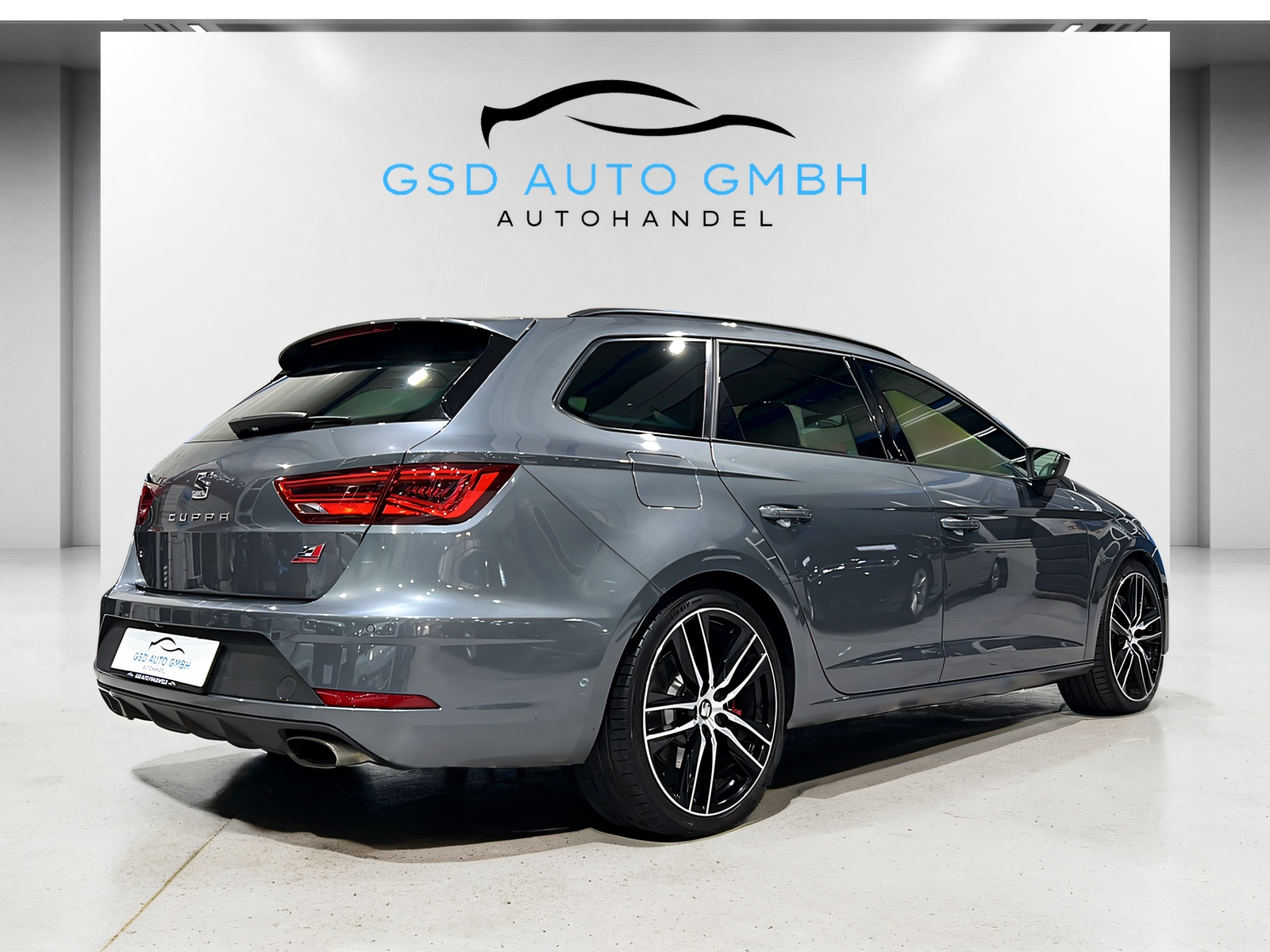 SEAT Leon 2.0 TSI Cupra 300 DSG ST-Line**Panodach,Tempomat ACC,Rückfahrtkam,Frisch ab MFK**-image-4