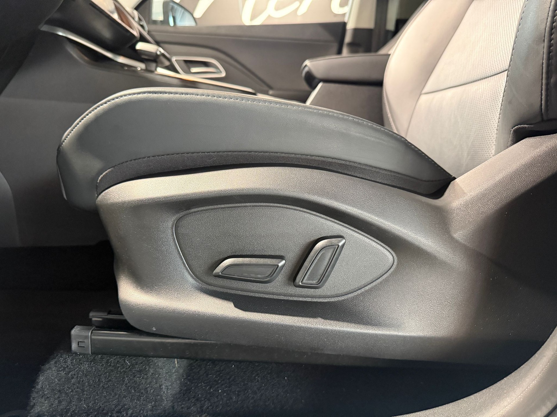 MG ZS 1.5 HEV Luxury-image-7