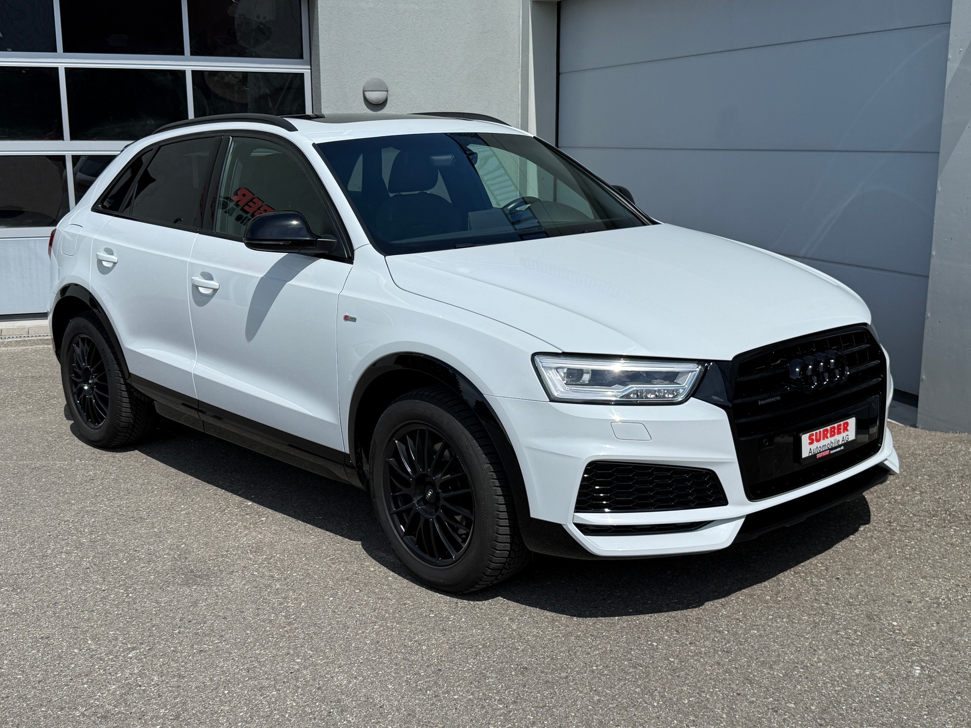 AUDI Q3 2.0 TDI sport quattro S line mit Panoramadach-image-5