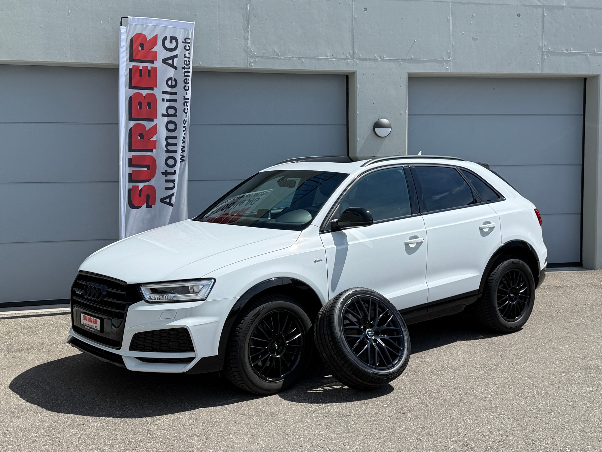 AUDI Q3 2.0 TDI sport quattro S line mit Panoramadach-image-0