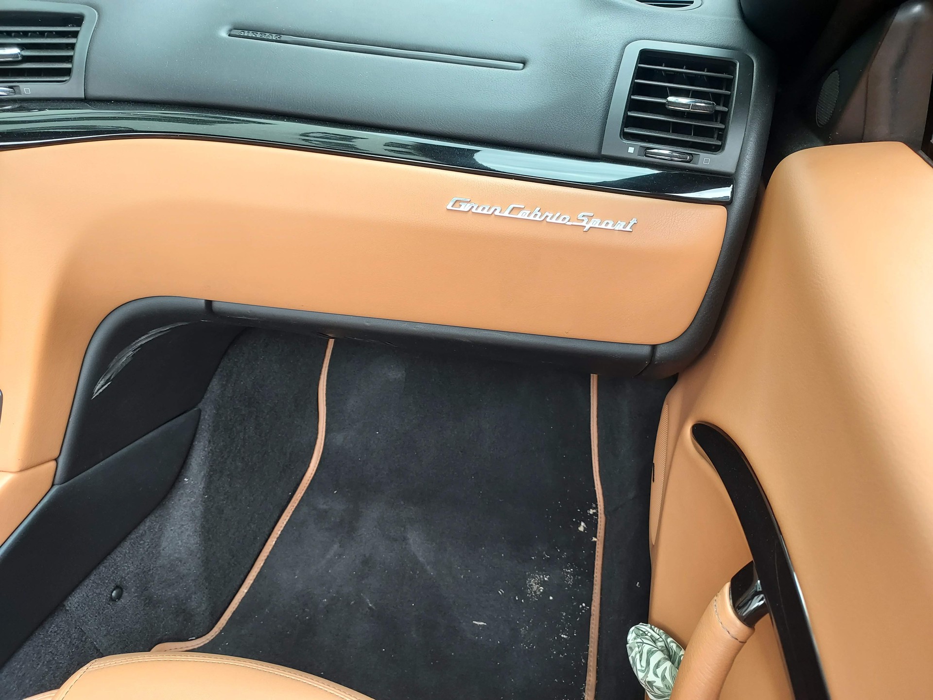 MASERATI GranCabrio Sport Automatica-image-7