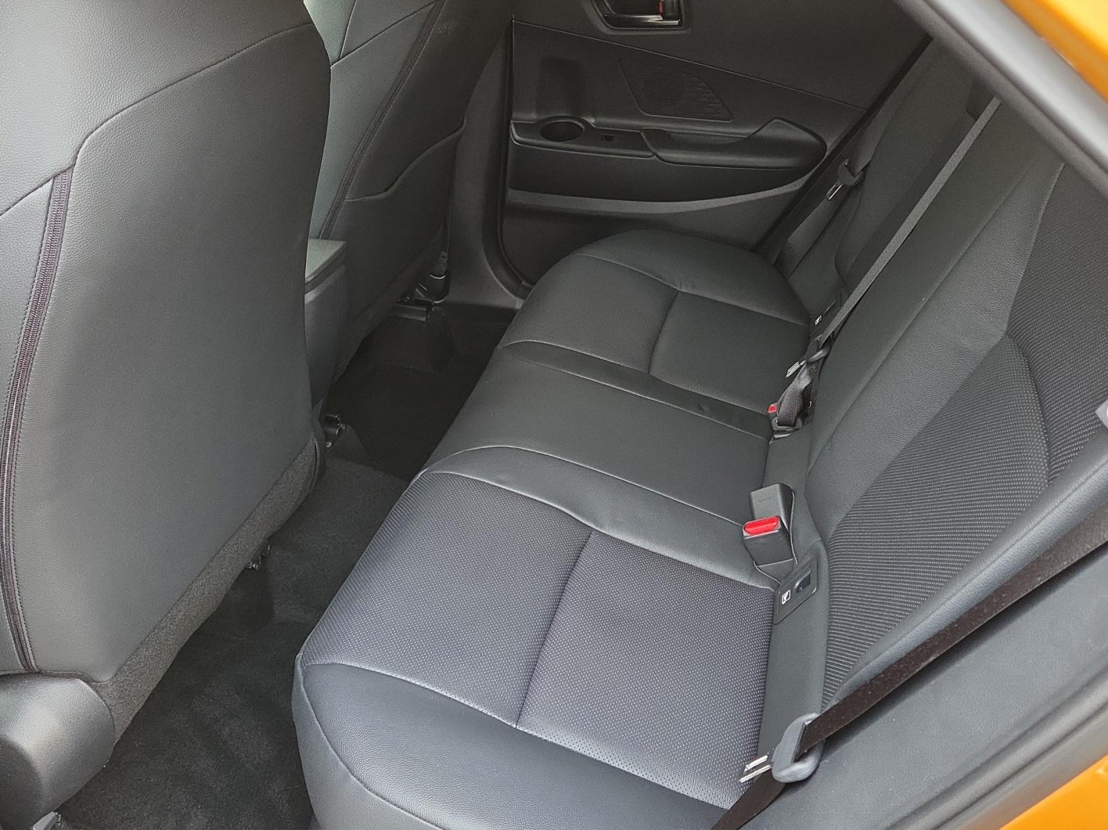 TOYOTA C-HR 2.0 HEV Style Premiere 4x4-image-10