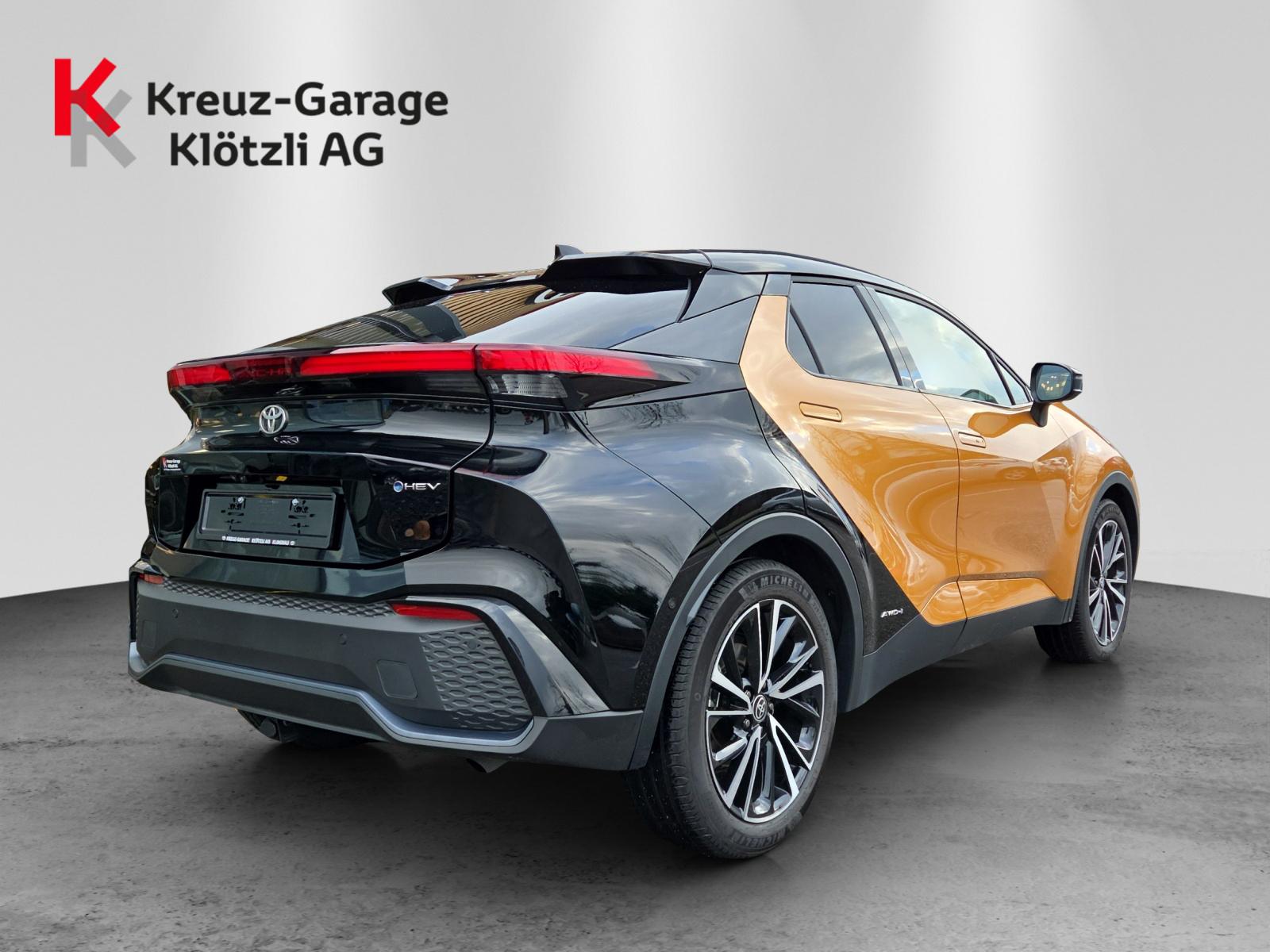 TOYOTA C-HR 2.0 HEV Style Premiere 4x4-image-2