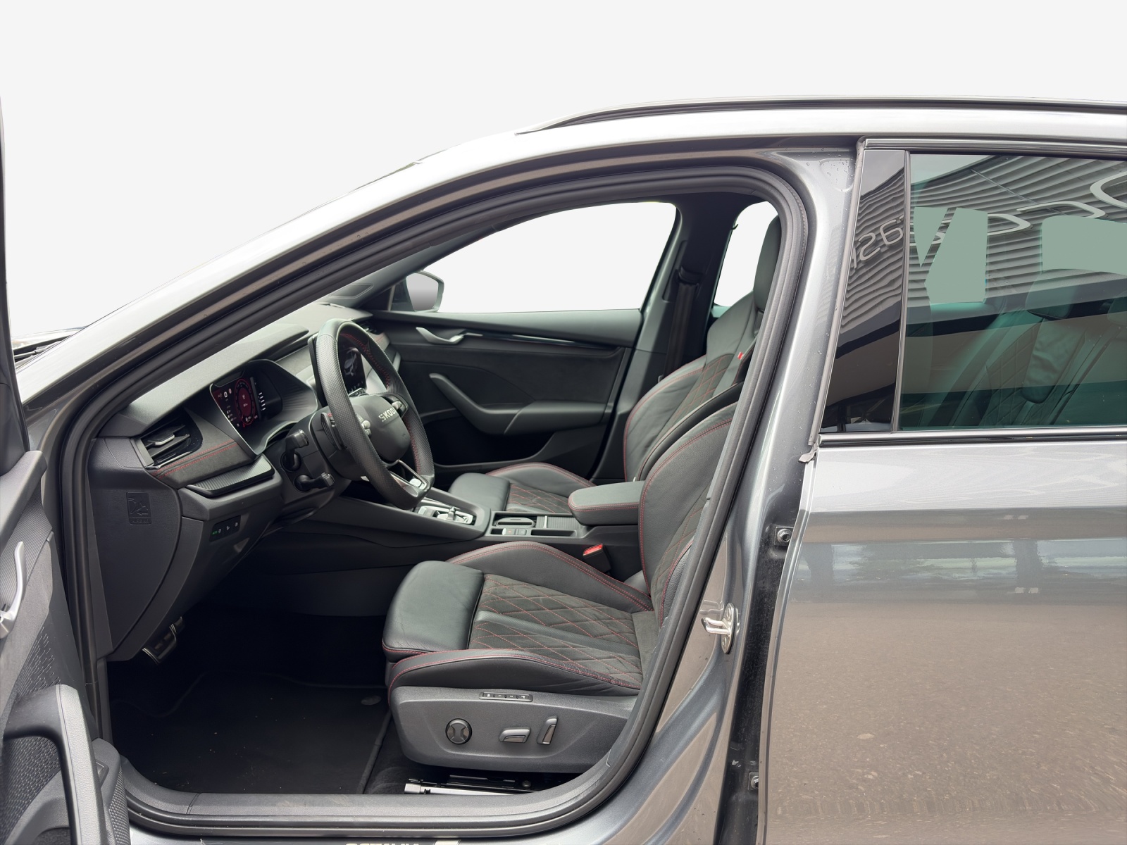 SKODA Octavia Combi 2.0 TSI DSG RS-image-7