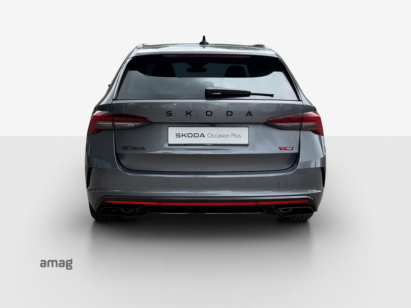SKODA Octavia Combi 2.0 TSI DSG RS-image-3