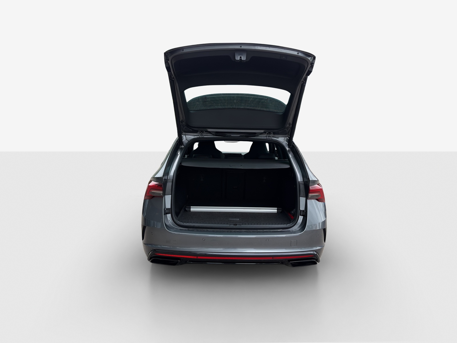SKODA Octavia Combi 2.0 TSI DSG RS-image-12