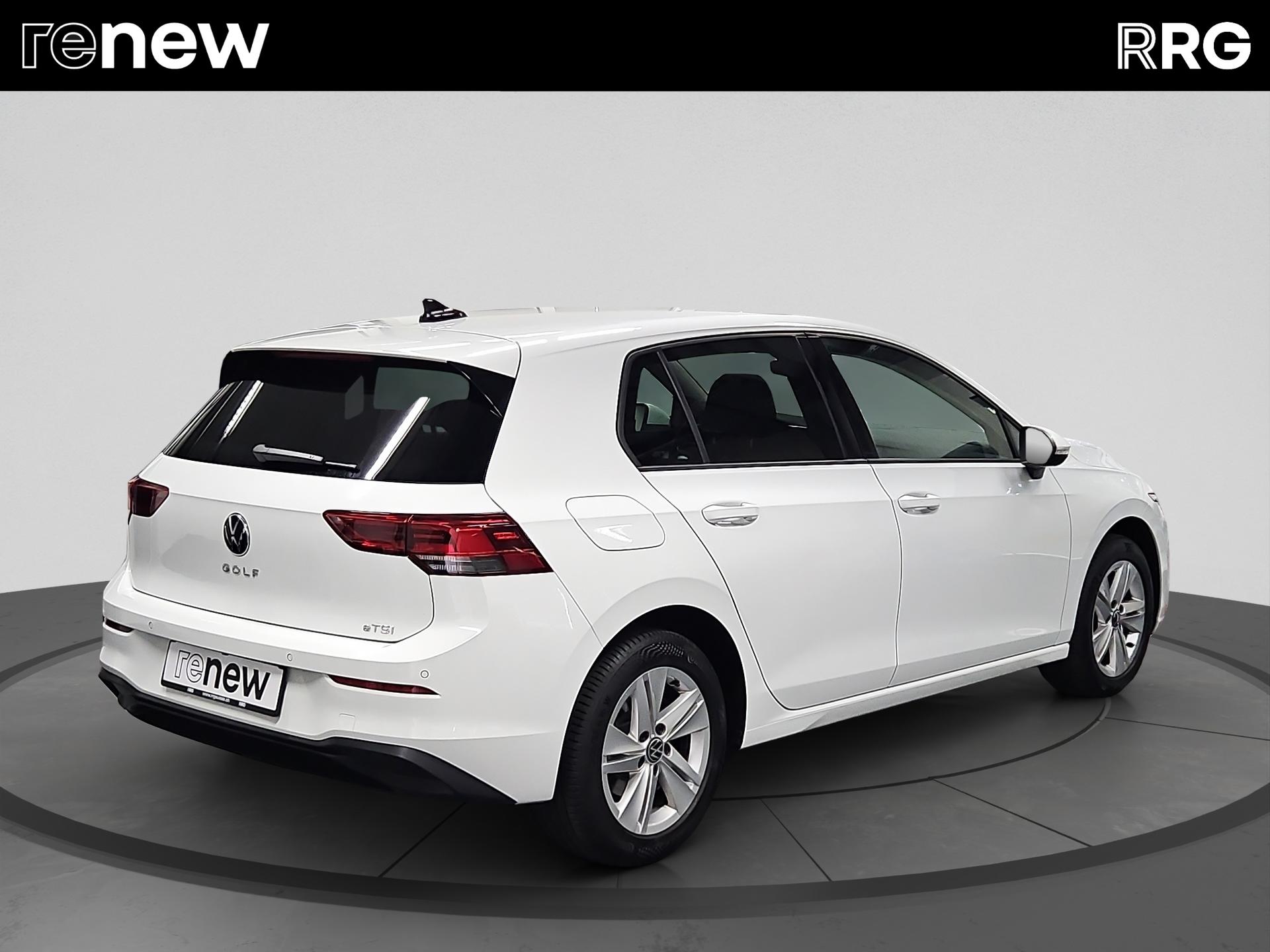 VW Golf 1.5 e TSI ACT Life DSG-image-2