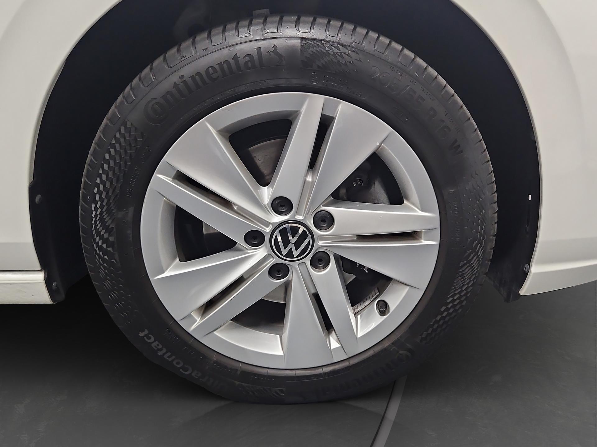 VW Golf 1.5 e TSI ACT Life DSG-image-16