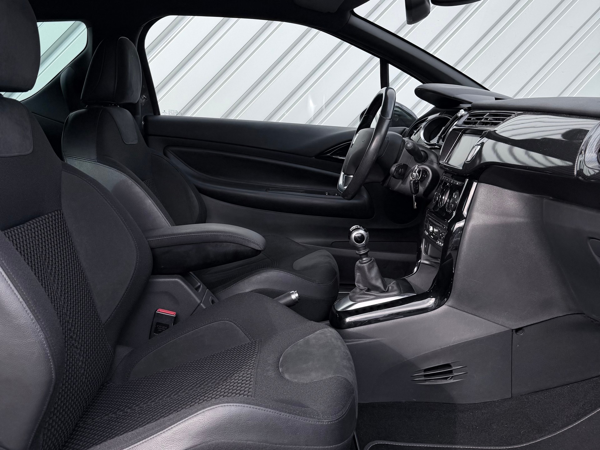 DS AUTOMOBILES DS3 1.6 THP Sport Chic-image-6