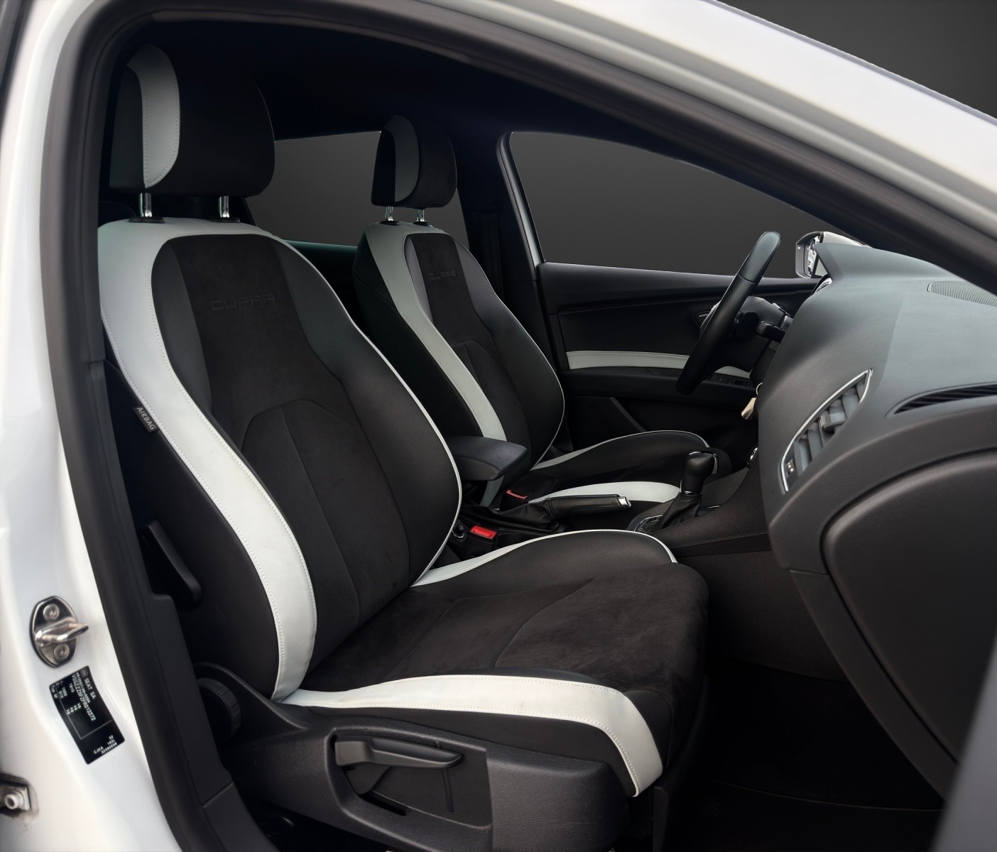 SEAT Leon 2.0 TSI Cupra DSG mit 280 PS-image-8