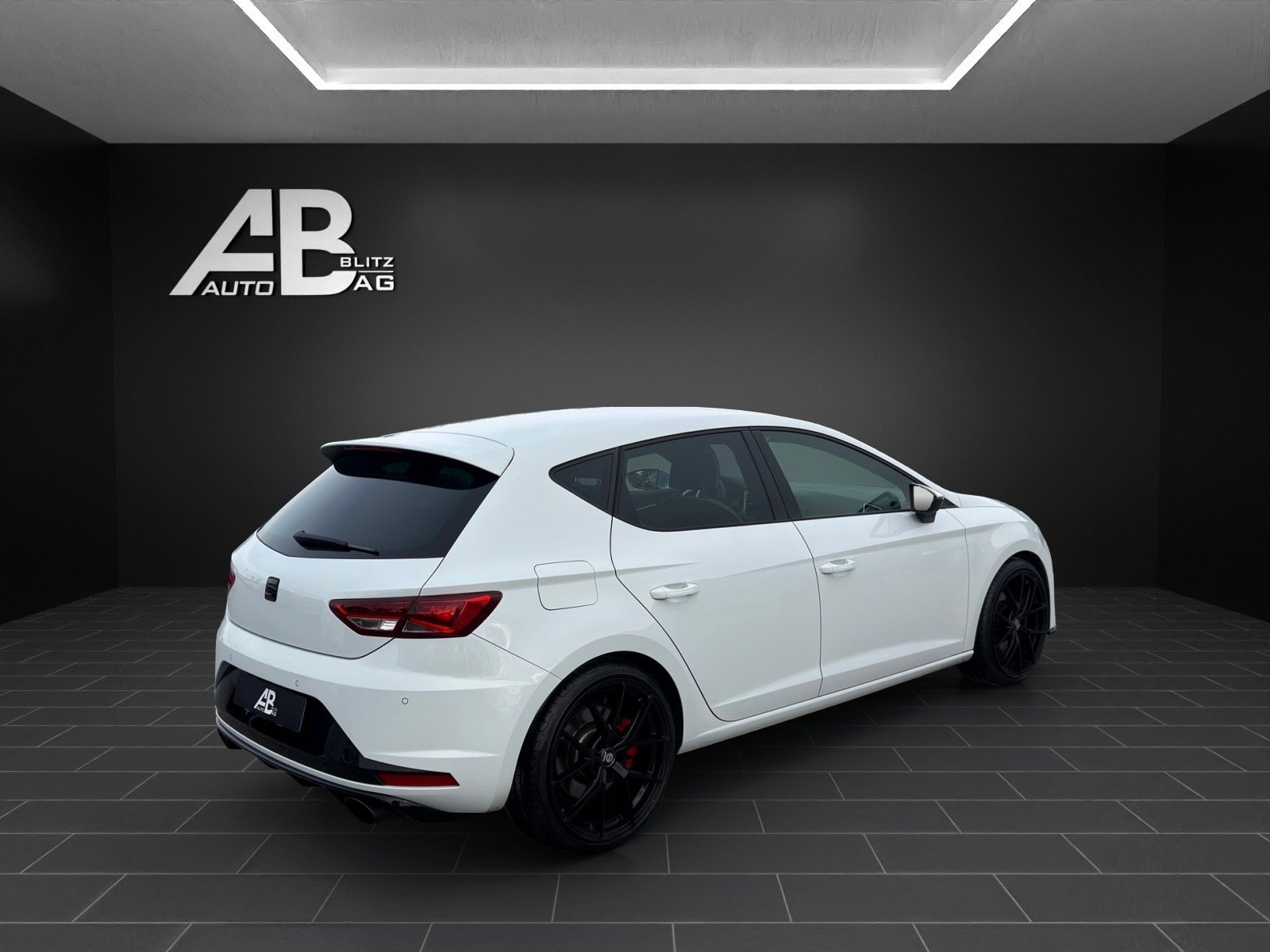 SEAT Leon 2.0 TSI Cupra DSG mit 280 PS-image-4