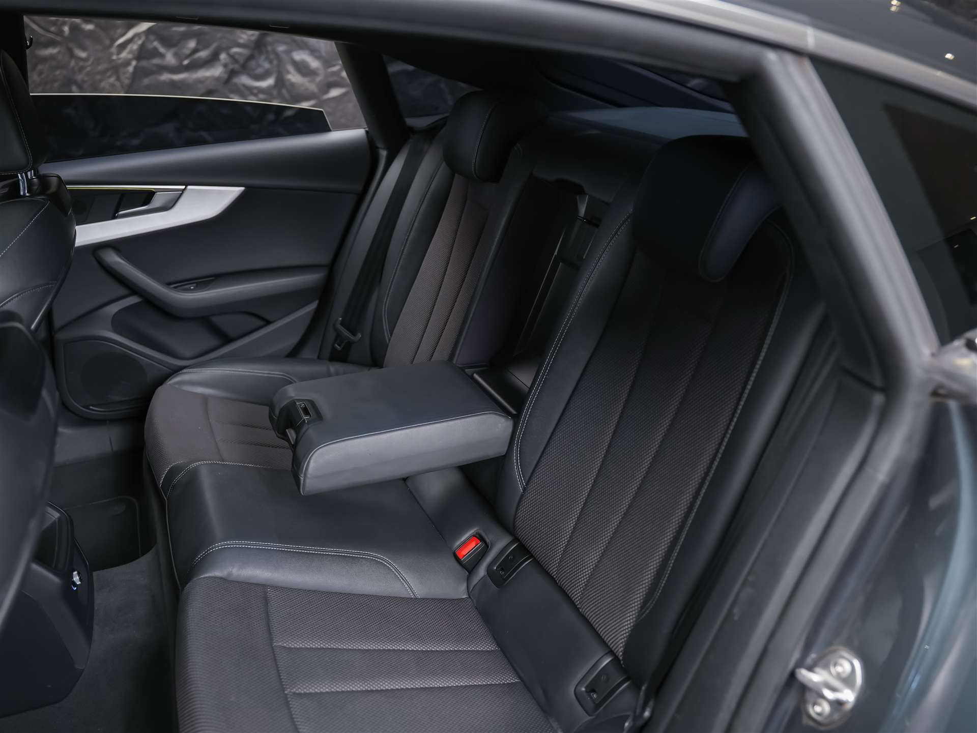 AUDI A5 Sportback 3.0 TDI Sport S-Line quattro tiptronic *Head Up Display*360° Kamera*Panorama*-image-14