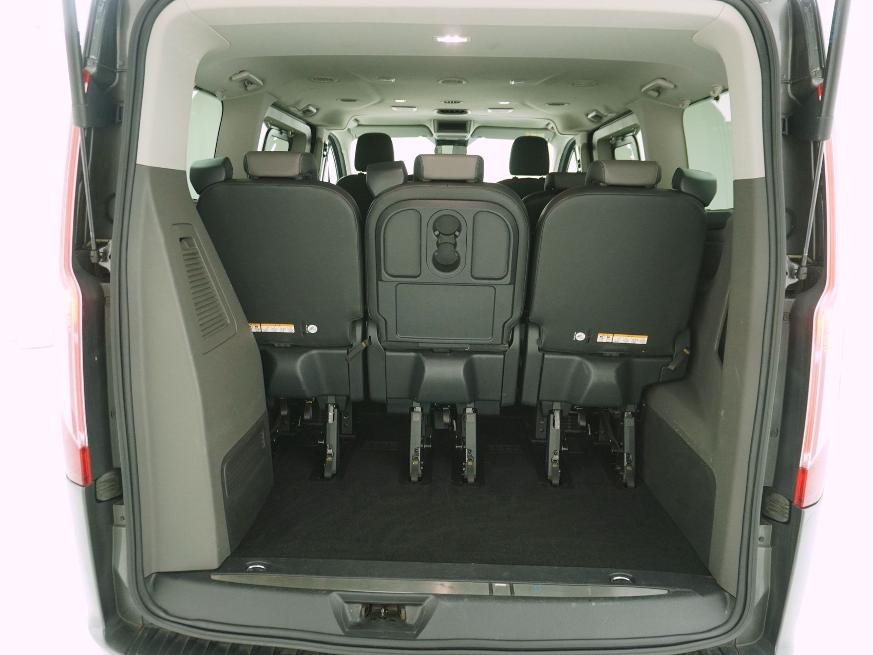 FORD Tourneo Custom C Bus 310 L1 2.0 TDCi Titanium-image-13